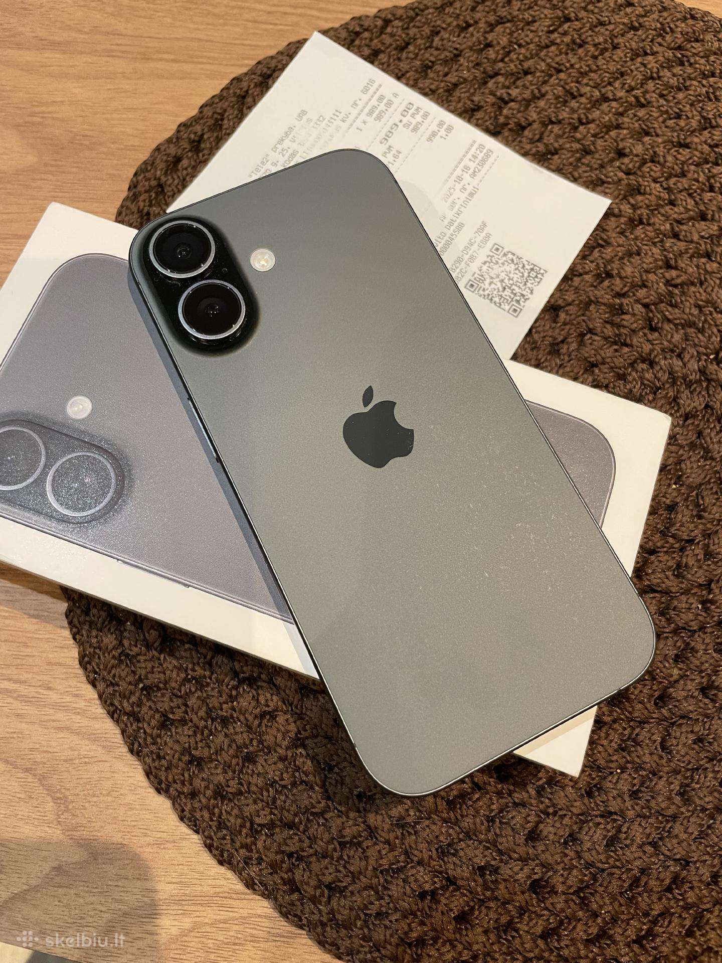 iPhone 17