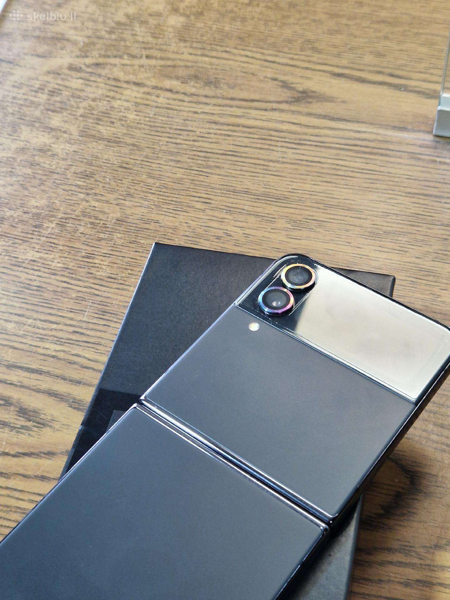 Galaxy Flip 4 256 GB