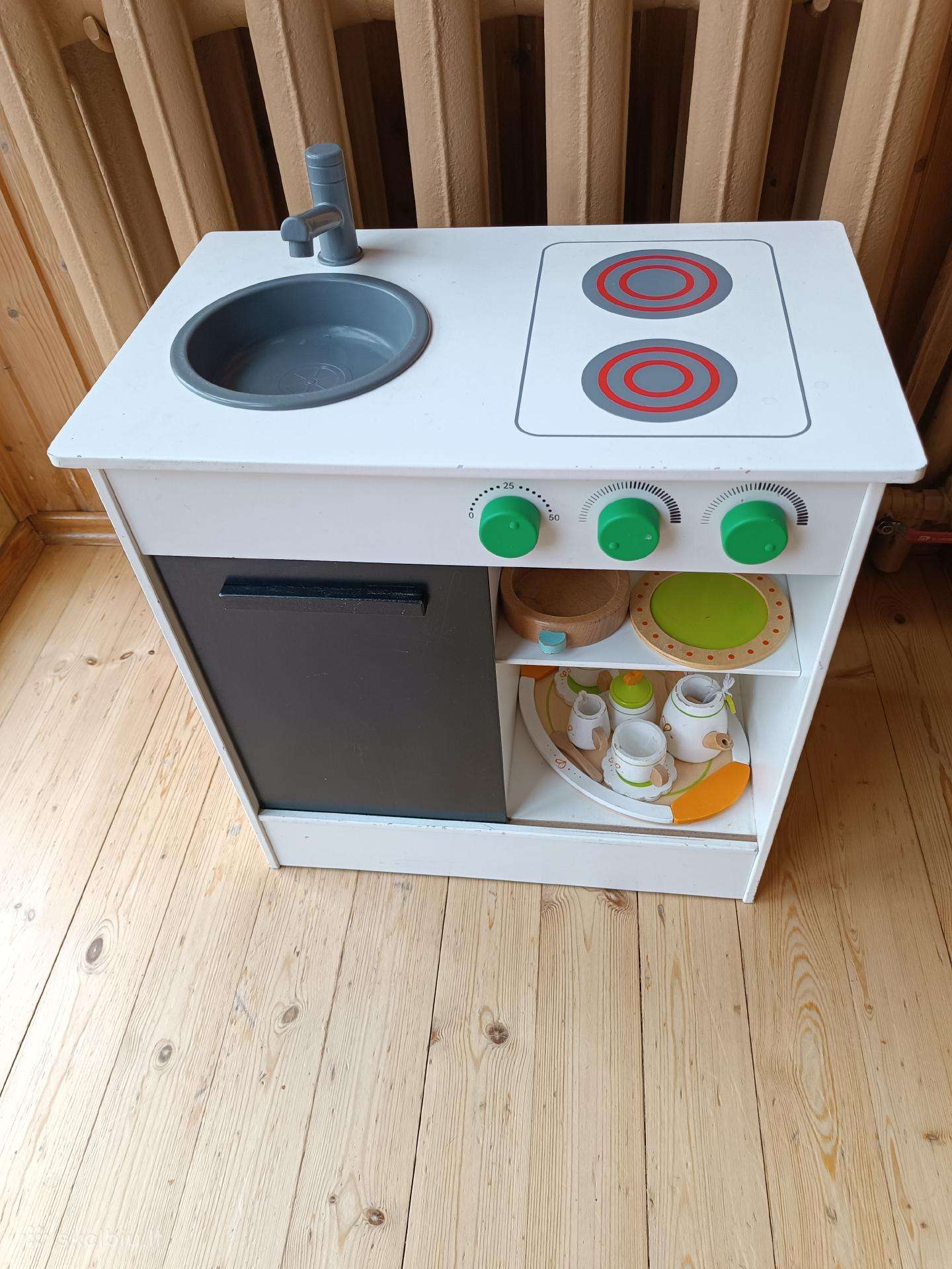 Medinė vaikiška virtuvėlė Ikea su daugybe priedų