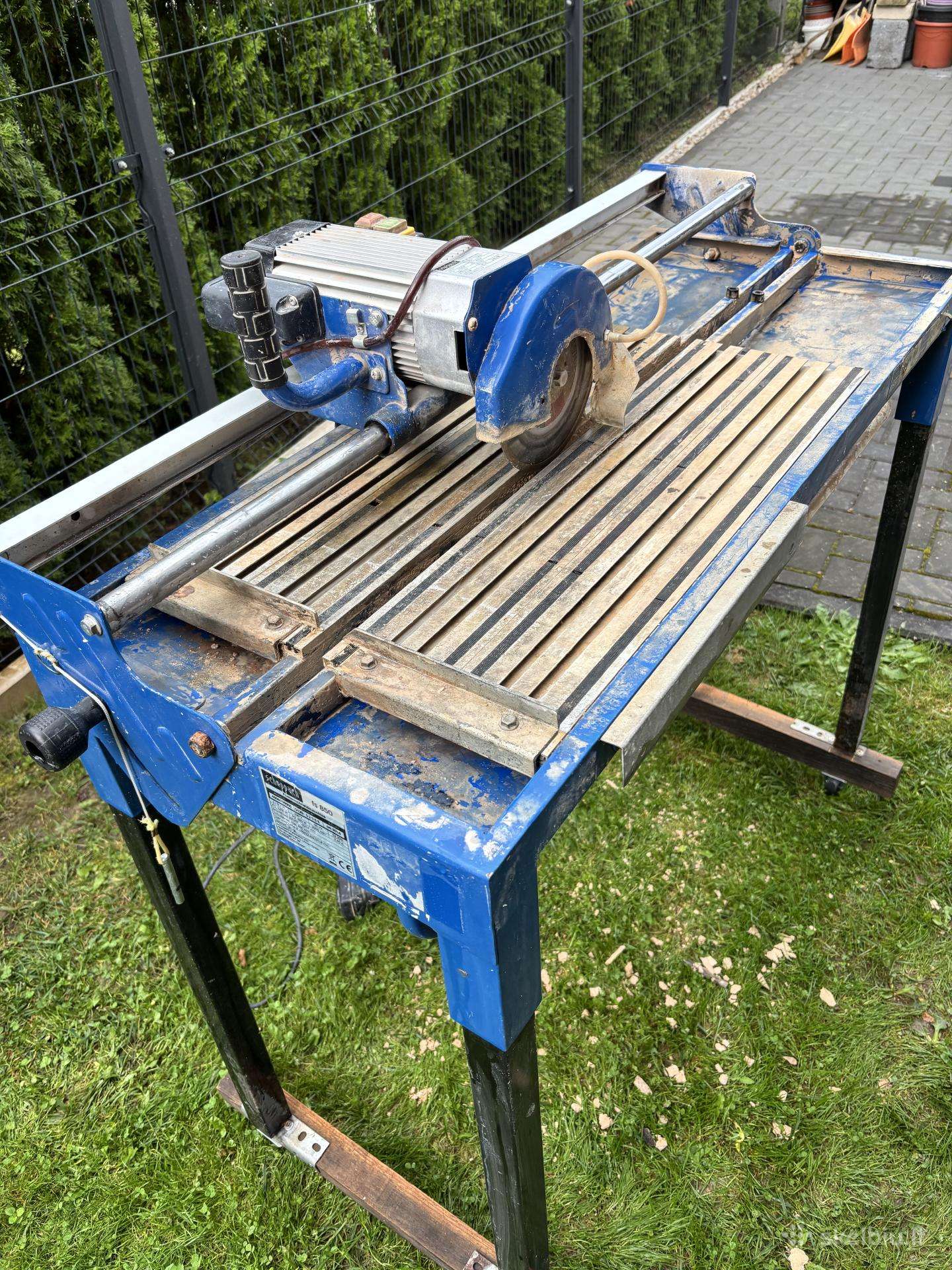 Plyteliu pjaustymo stakles Scheppach fs850