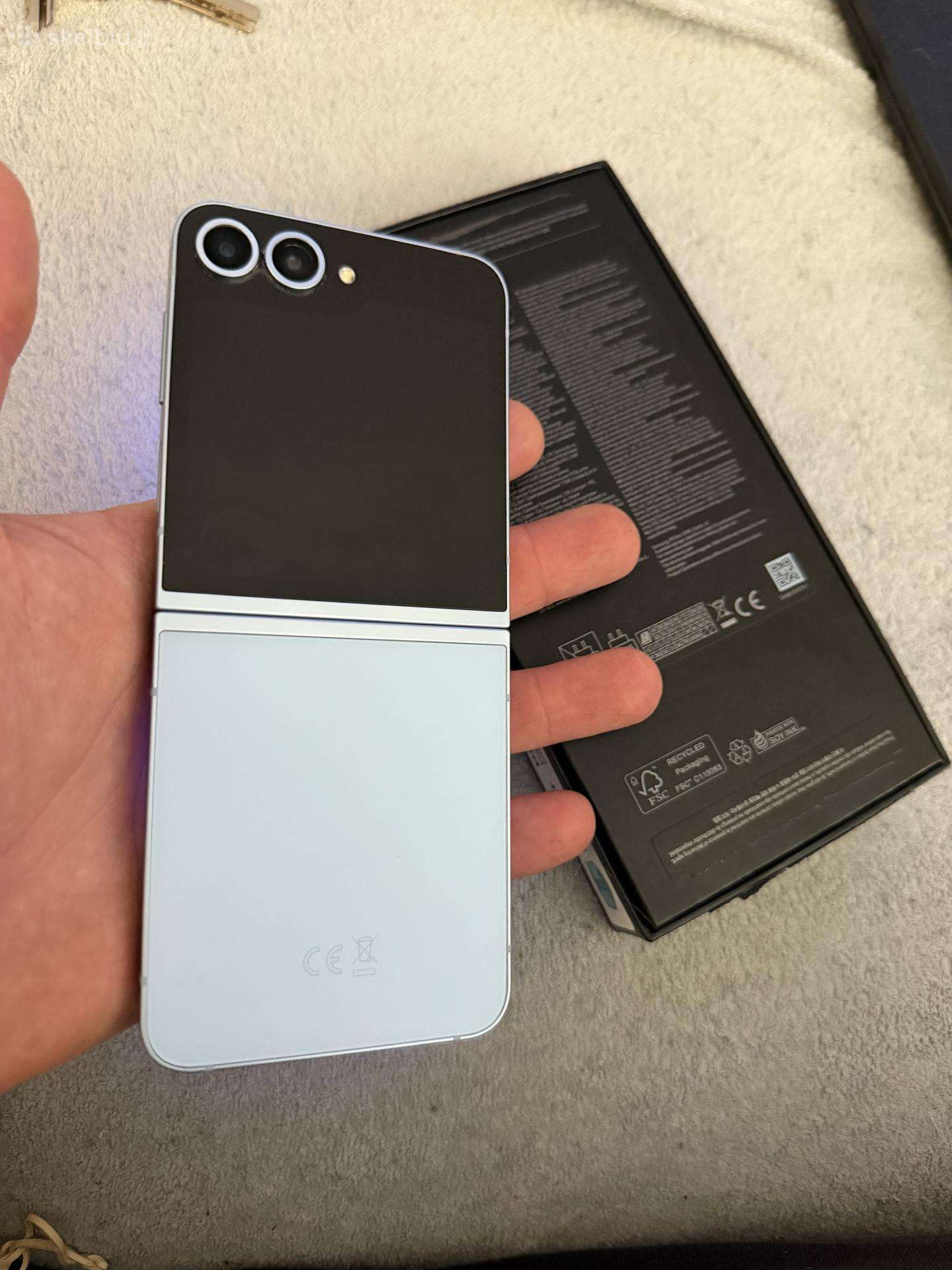 Samsung galaxy flip 6 256gb