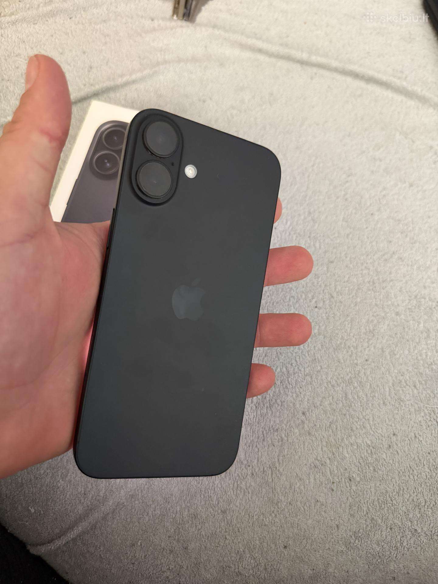 iPhone 16 plus