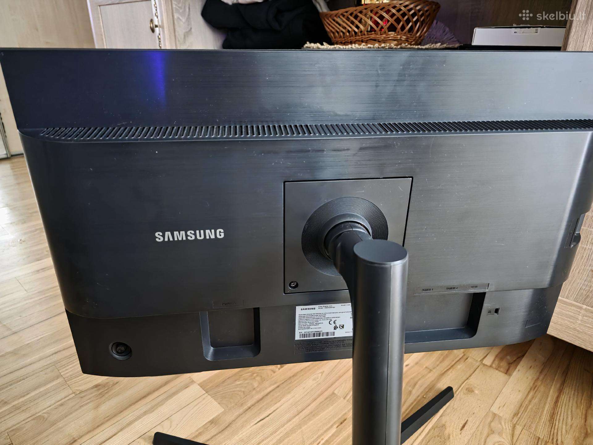 Samsung žaidimų monitorius