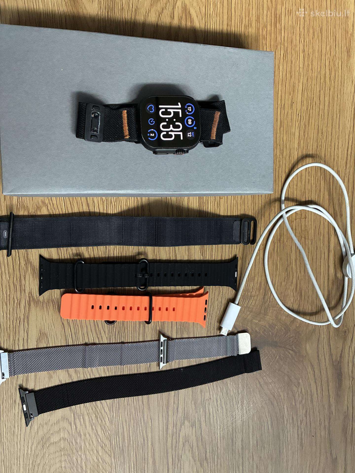 Apple watch ultra 3 49mm + 5 apyrankės
