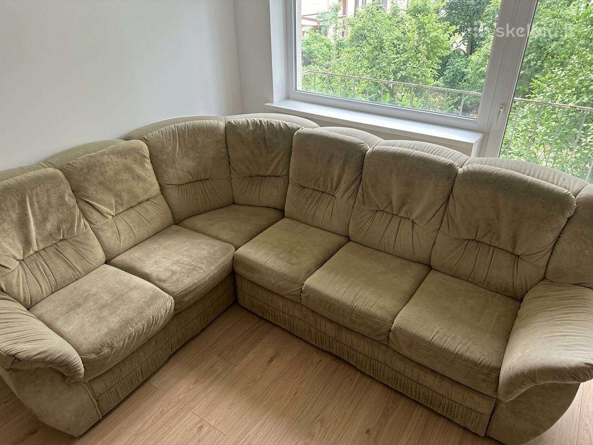 Dovanoju kampa sofa lova