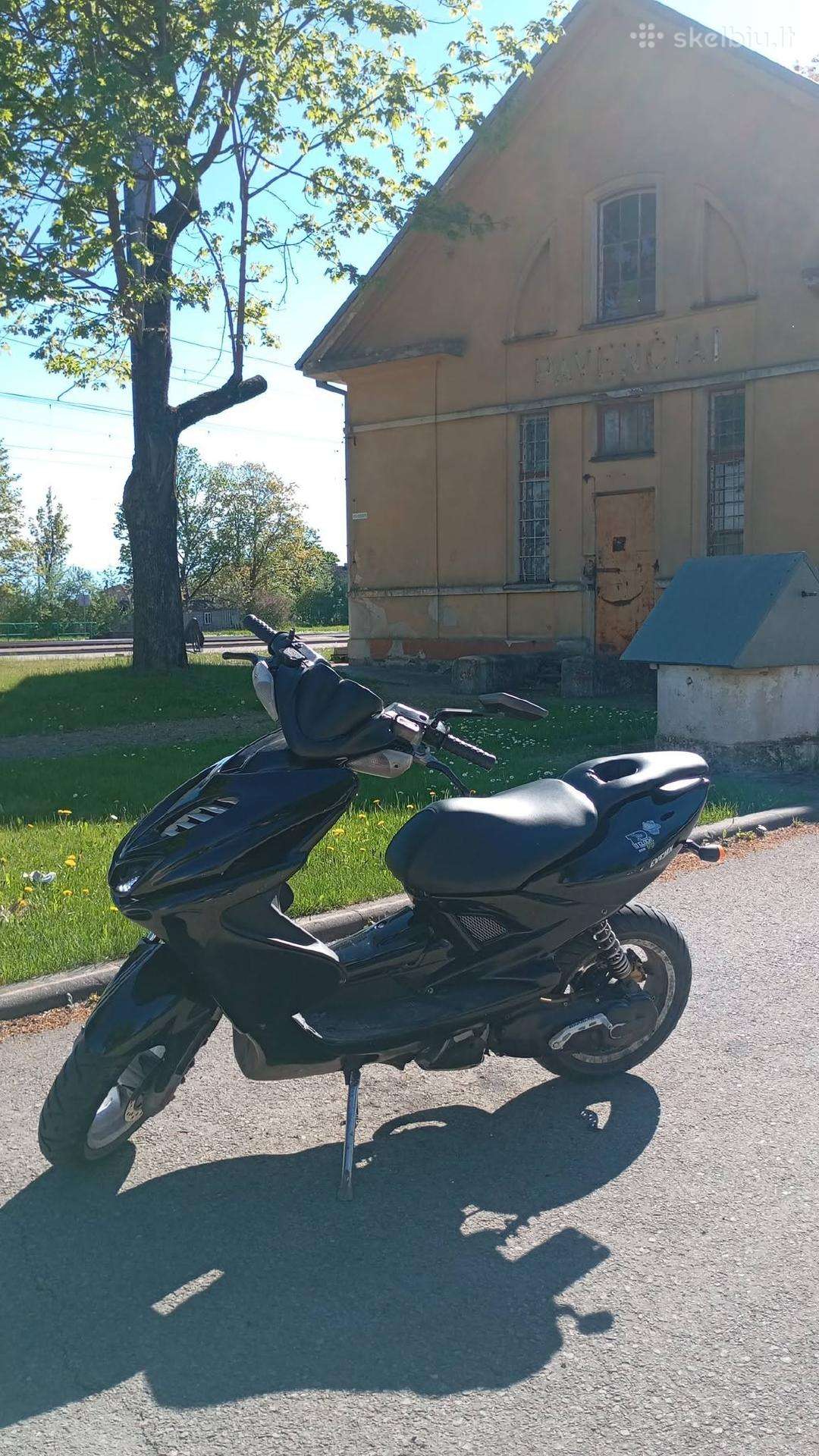 Yamaha Aerox 50cc, scooters / mopeds