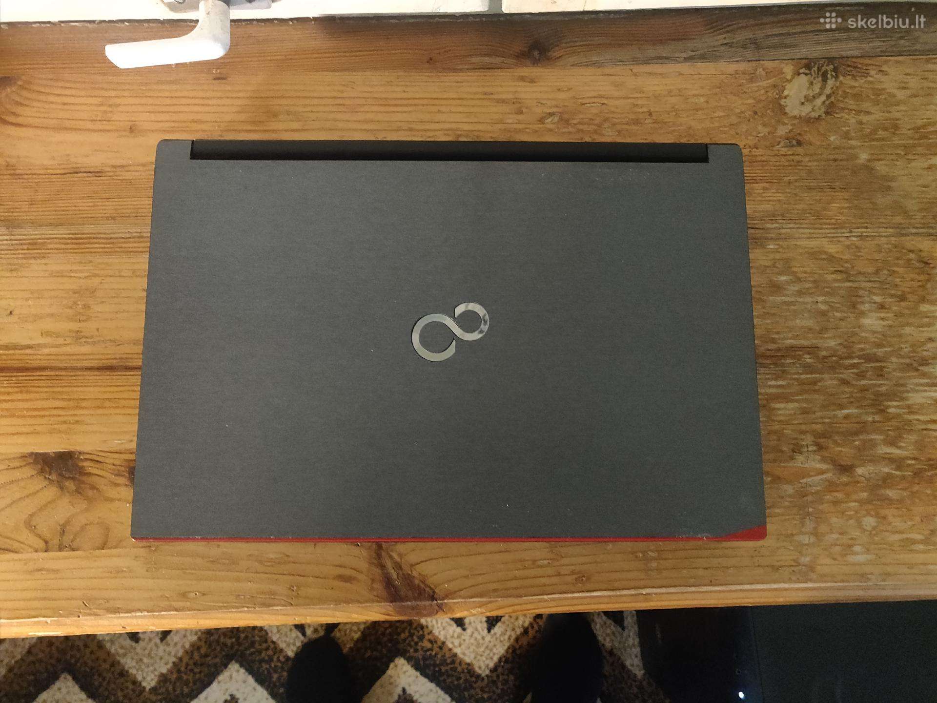 Fujitsu A574/h + Dell inspiron N5010