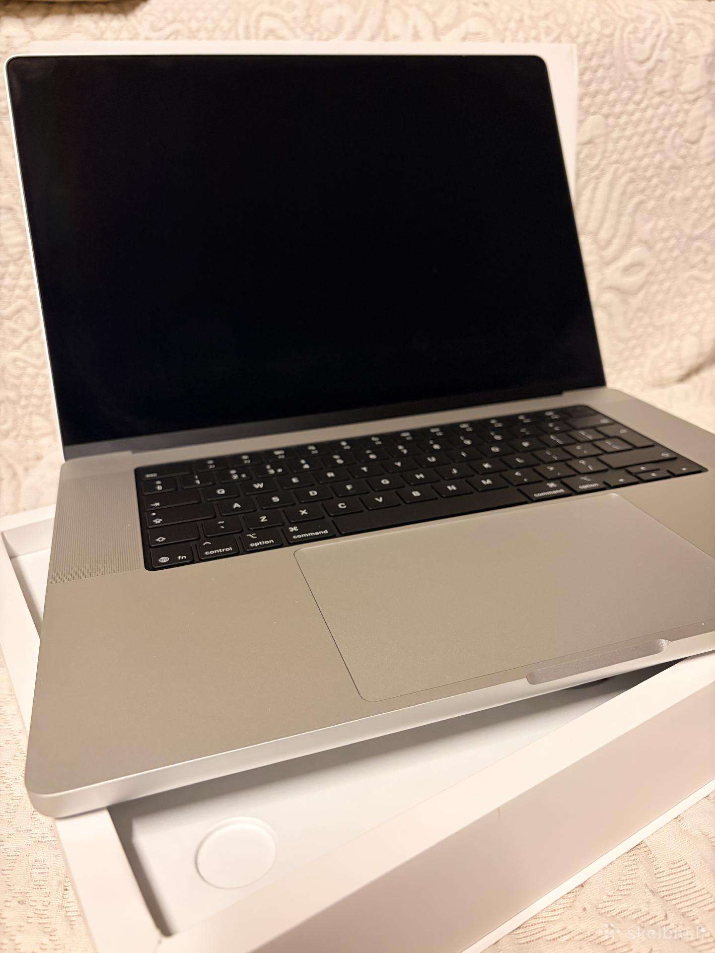 MacBook Pro 16 M4/m5pro !