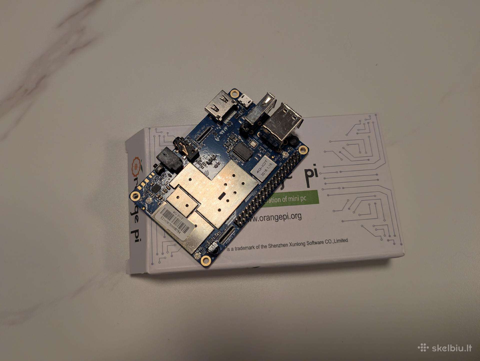 Orange Pi 4G-iot + LCD Tp