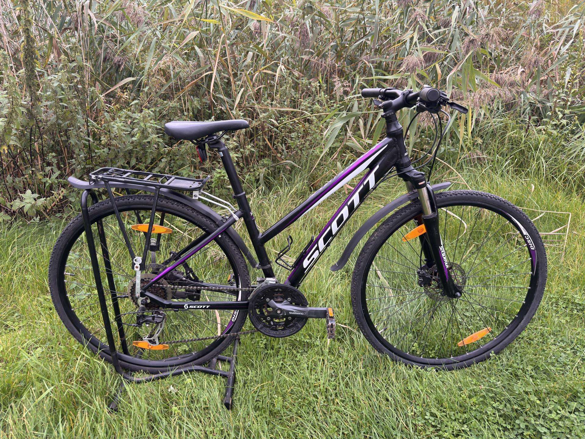 Scott sportster x40 hibridinis dviratis