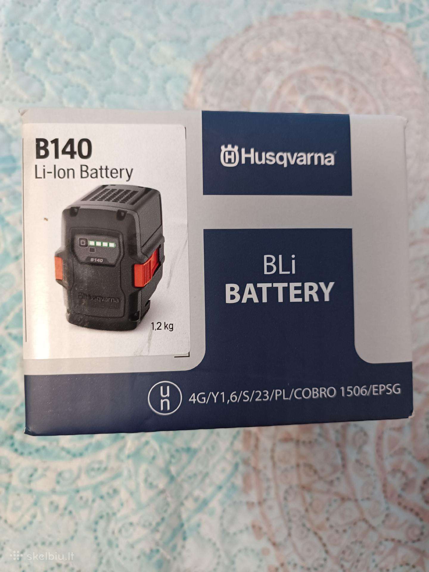 Husqvarna akumuliatoriai ir kroviklis