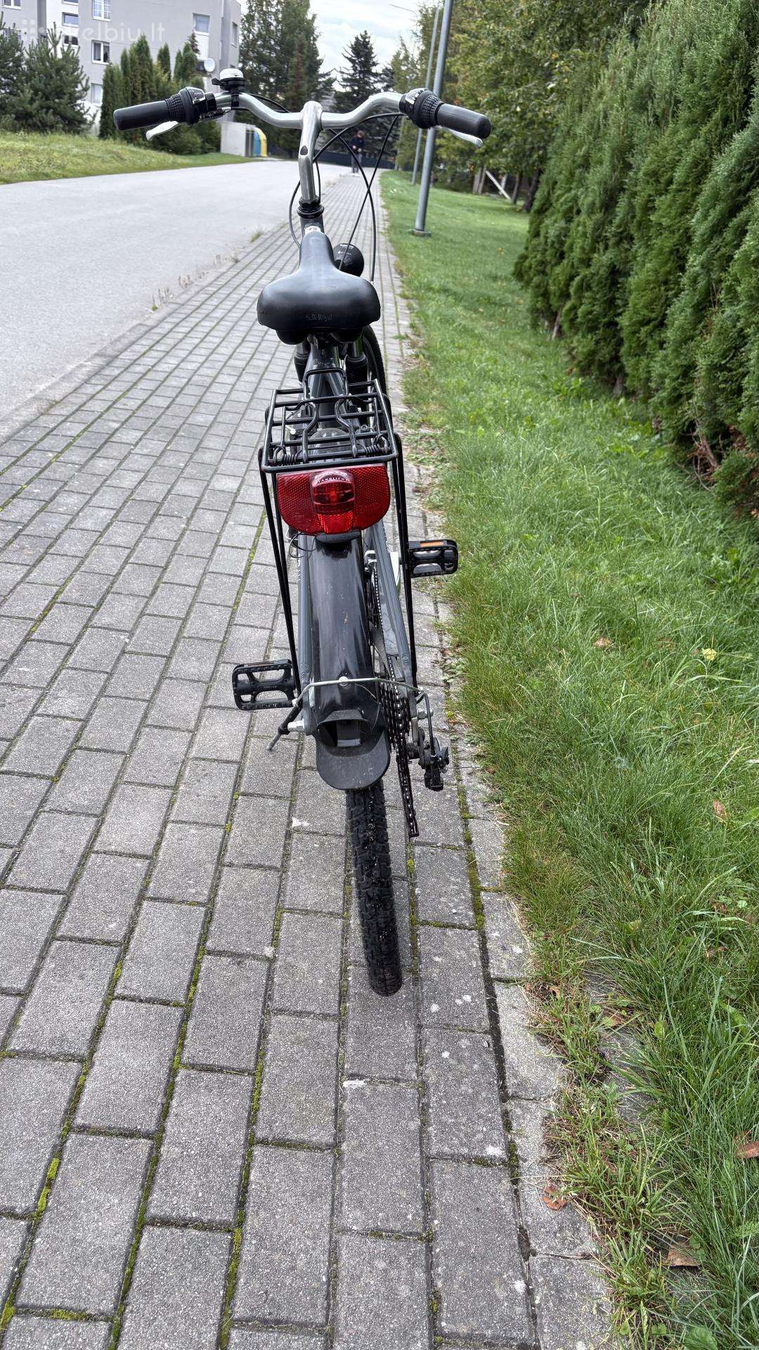 Miesto dviratis Baltik Vairas