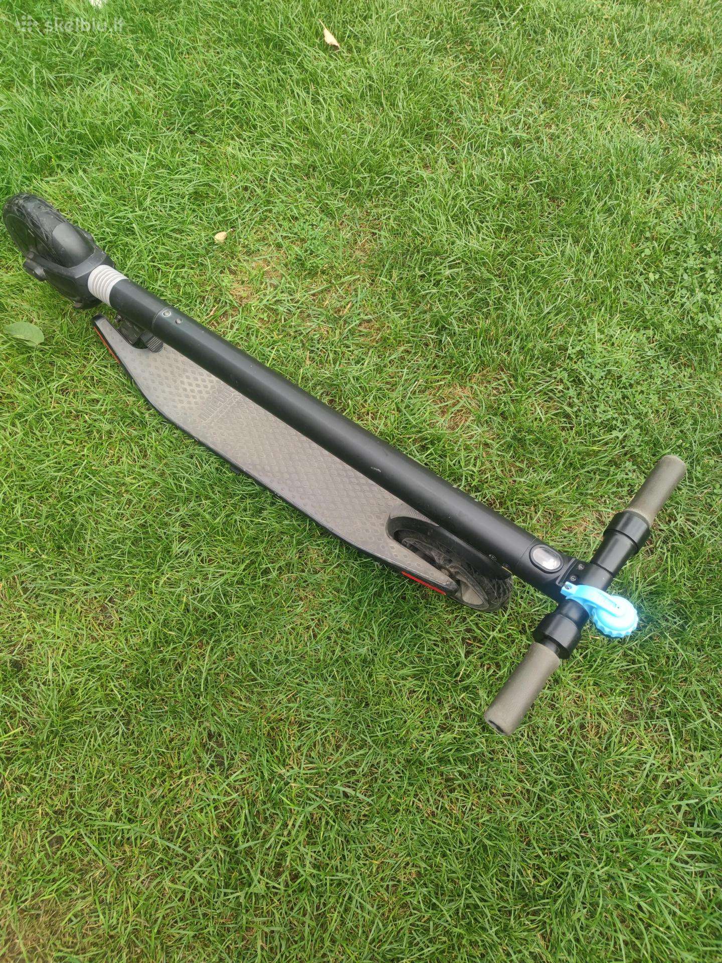 Electric scooter NINEBOT
