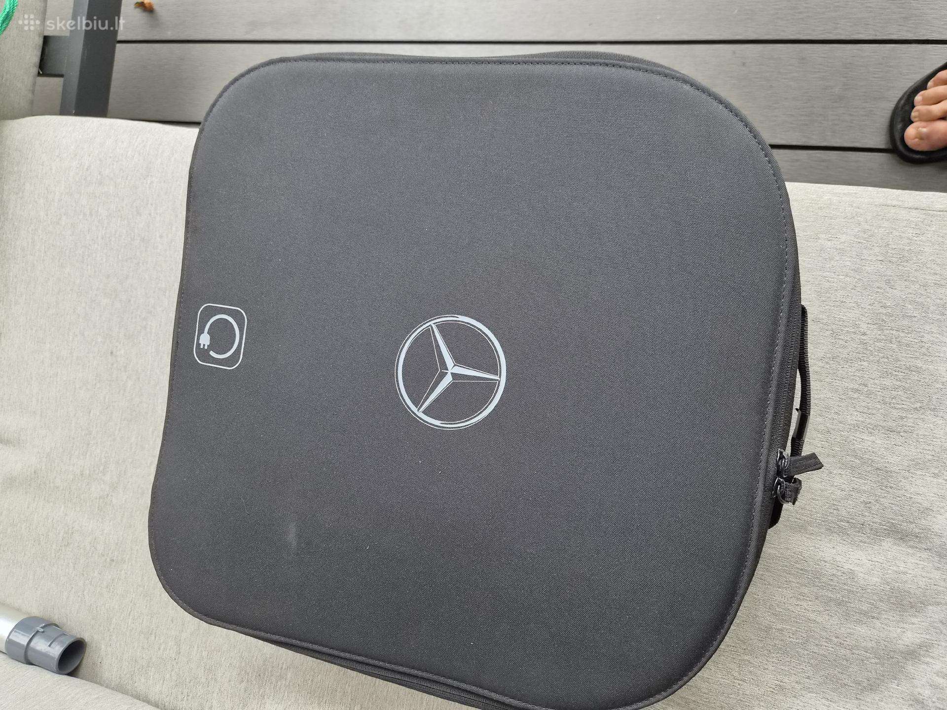 Mercedes Benz pakrovimo stotelė