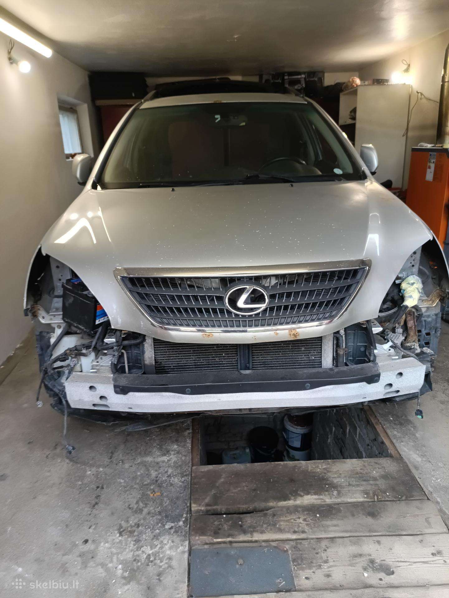 Lexus RX 400h stiklai