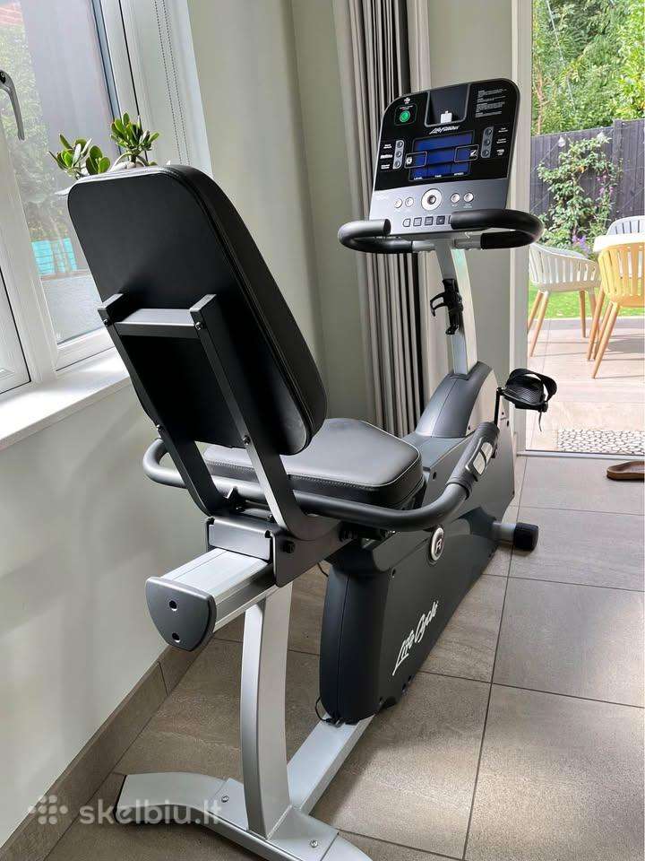 Dviratis treniruoklis Life Fitness R1 track+
