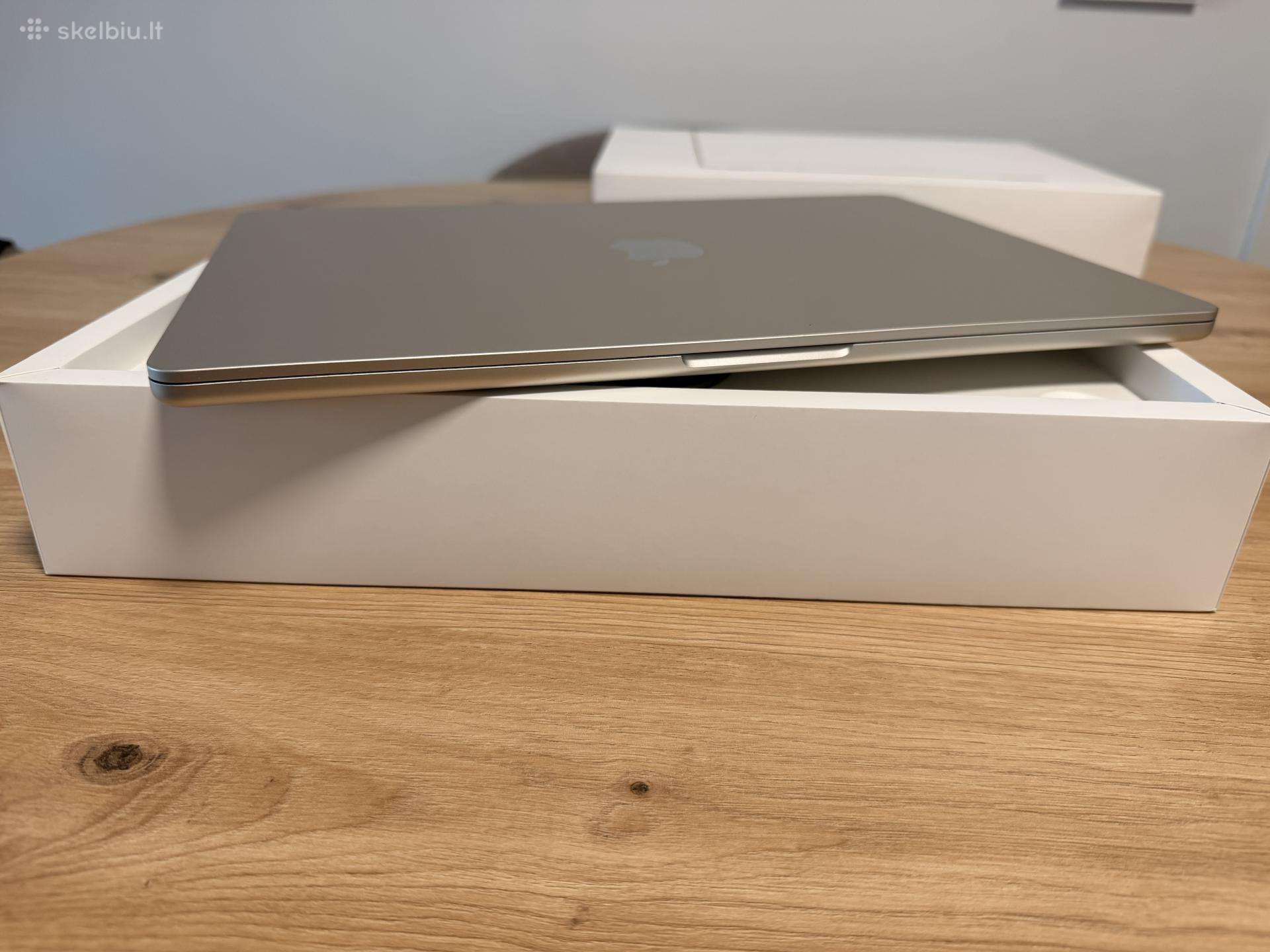 MacBook Air 15 m2