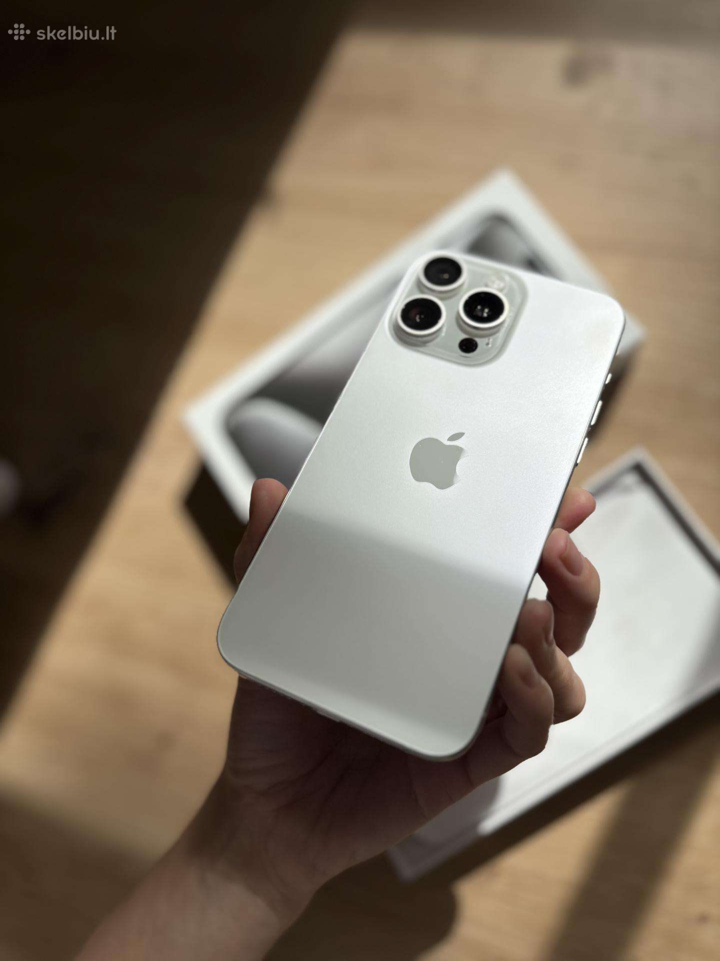 iPhone 15 pro max 256gb