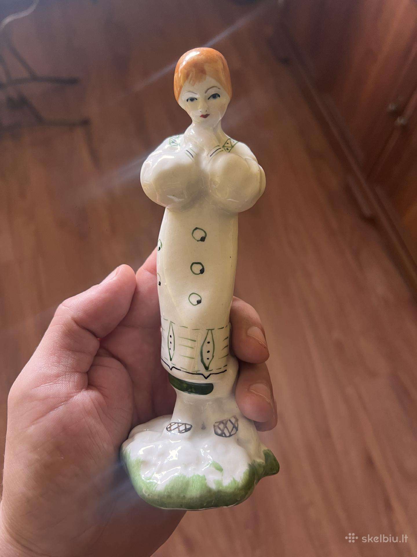 Porcelianine statulele