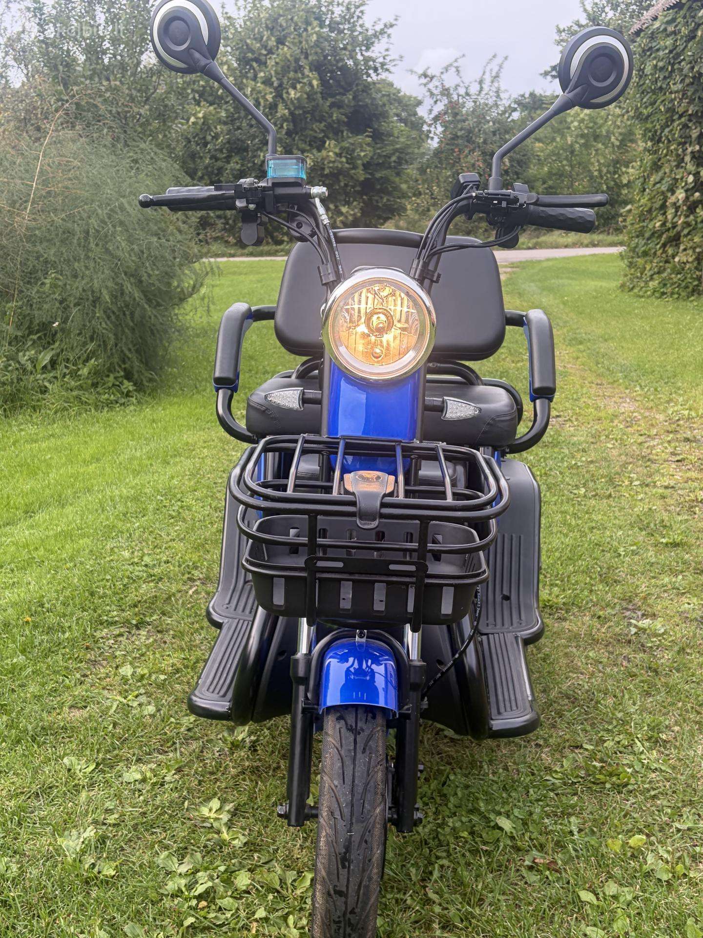 Jinpeng JP2300, trikes