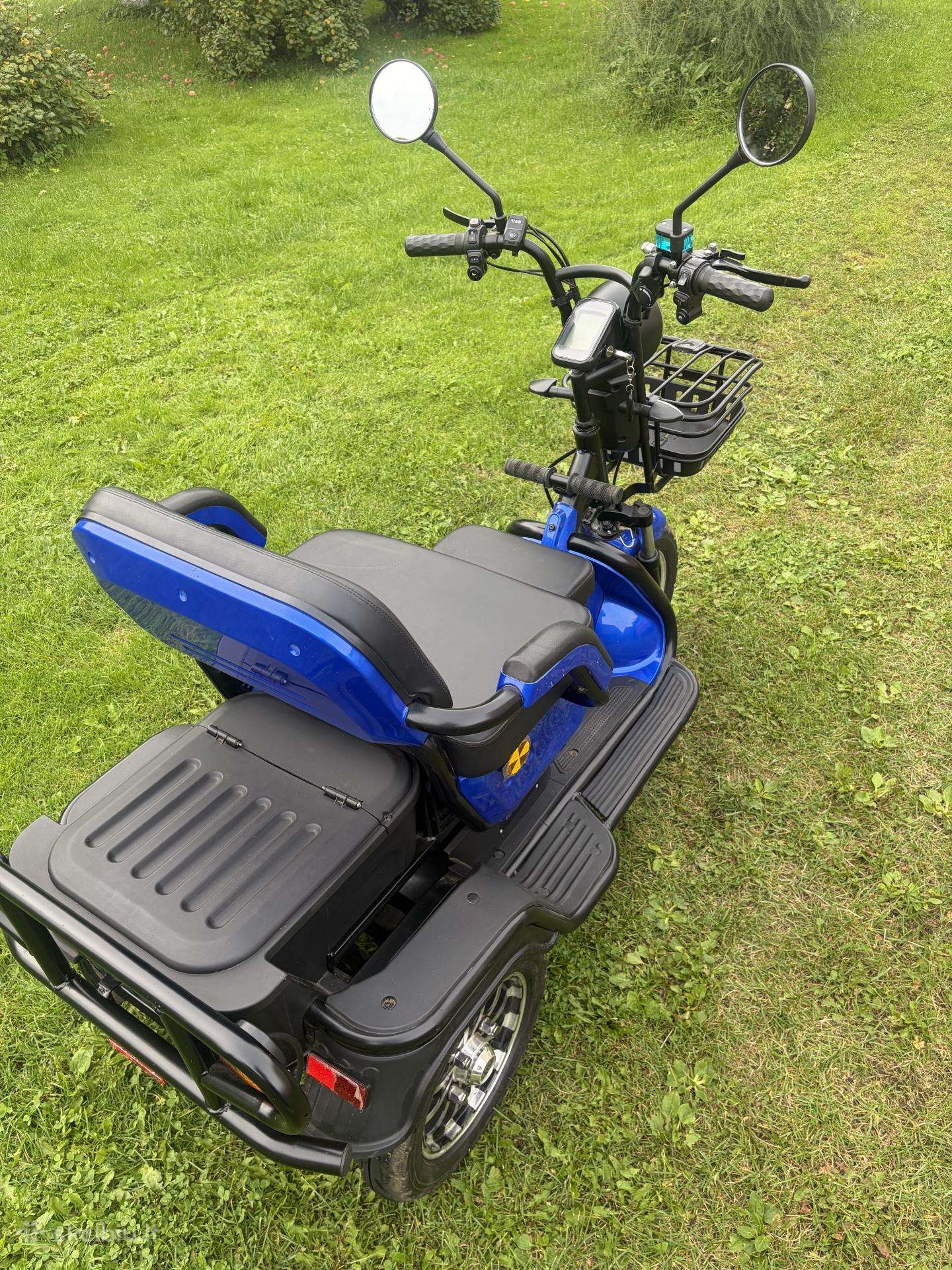 Jinpeng JP2300, trikes