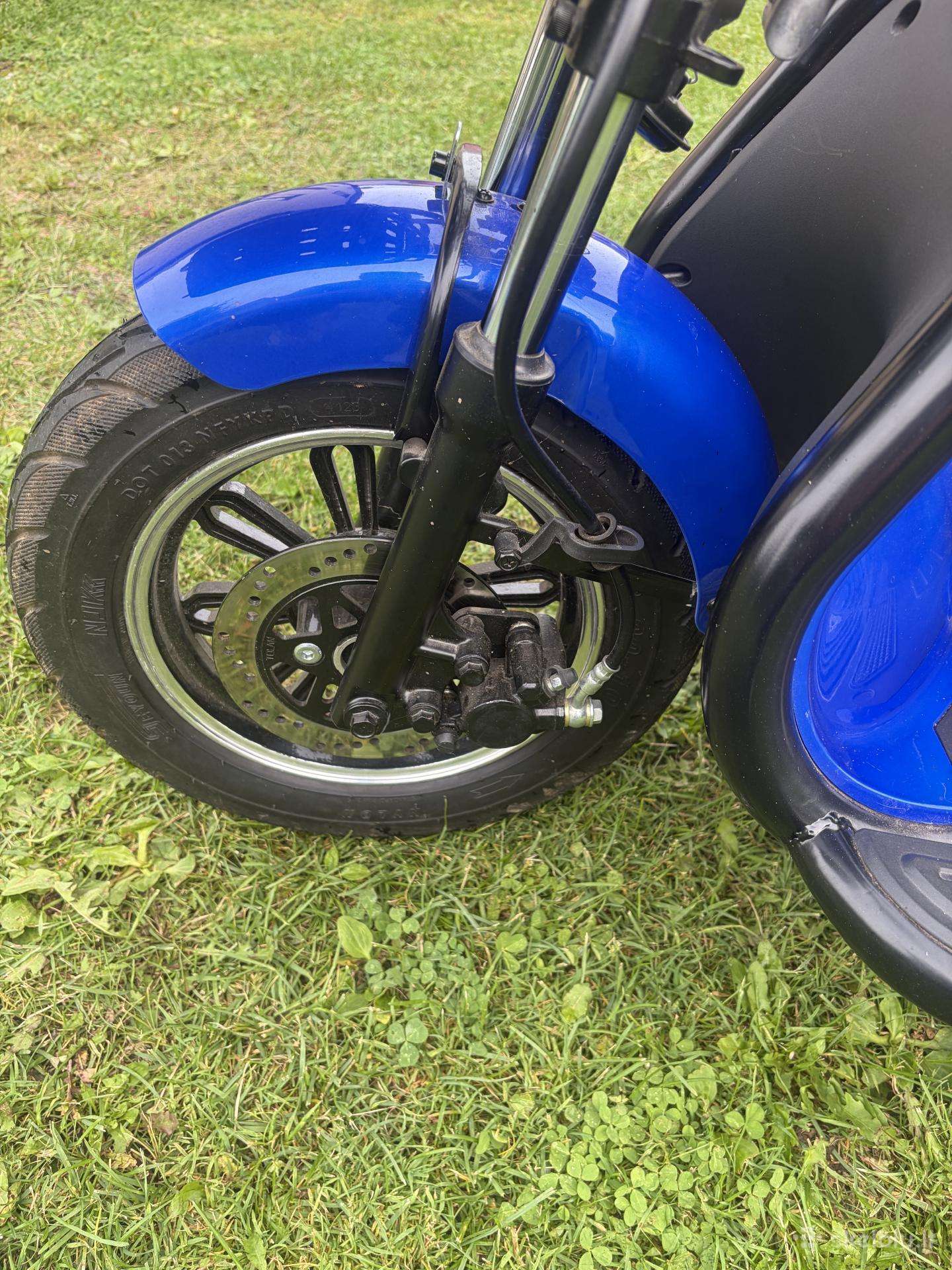 Jinpeng JP2300, trikes