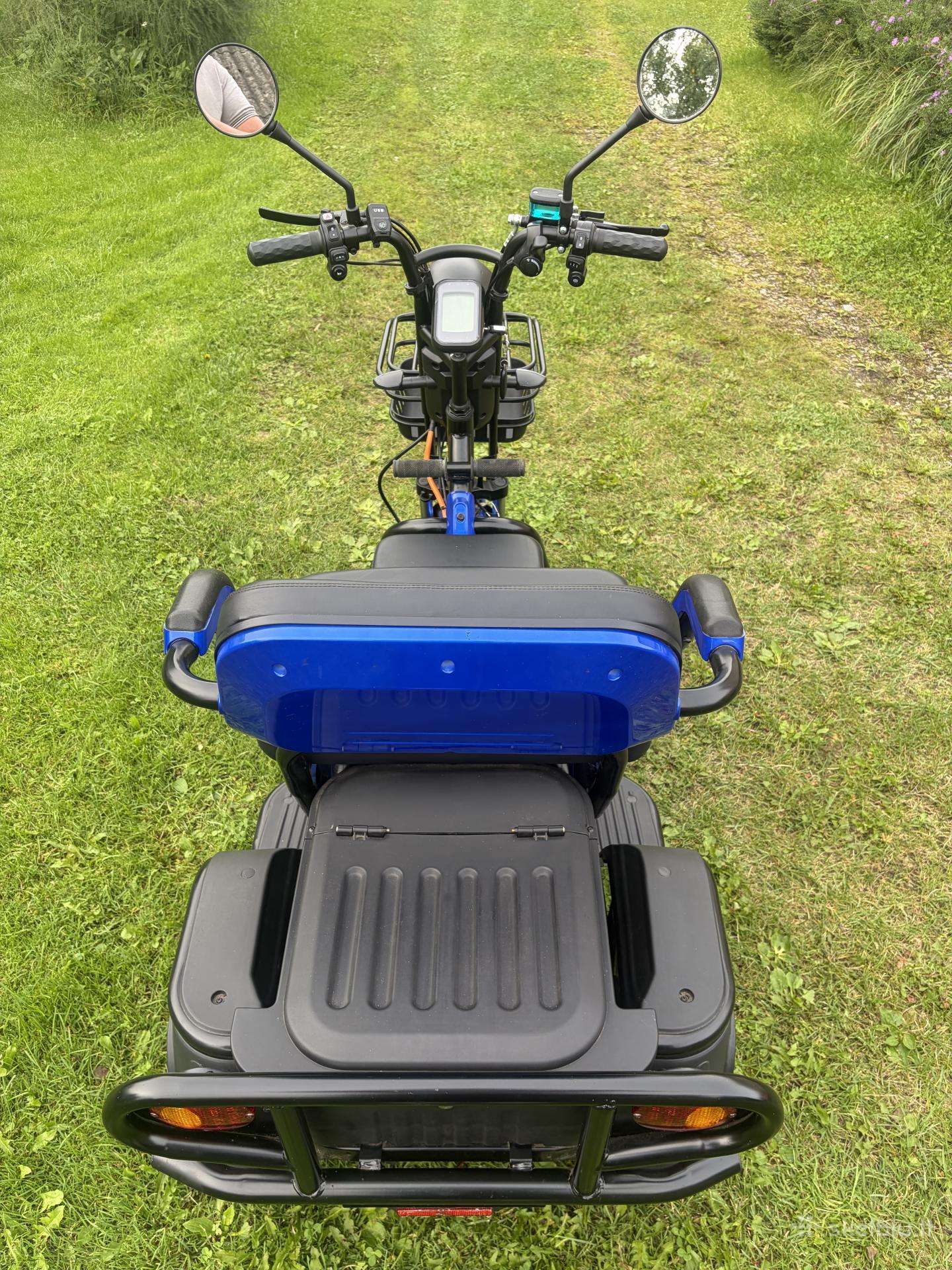 Jinpeng JP2300, trikes