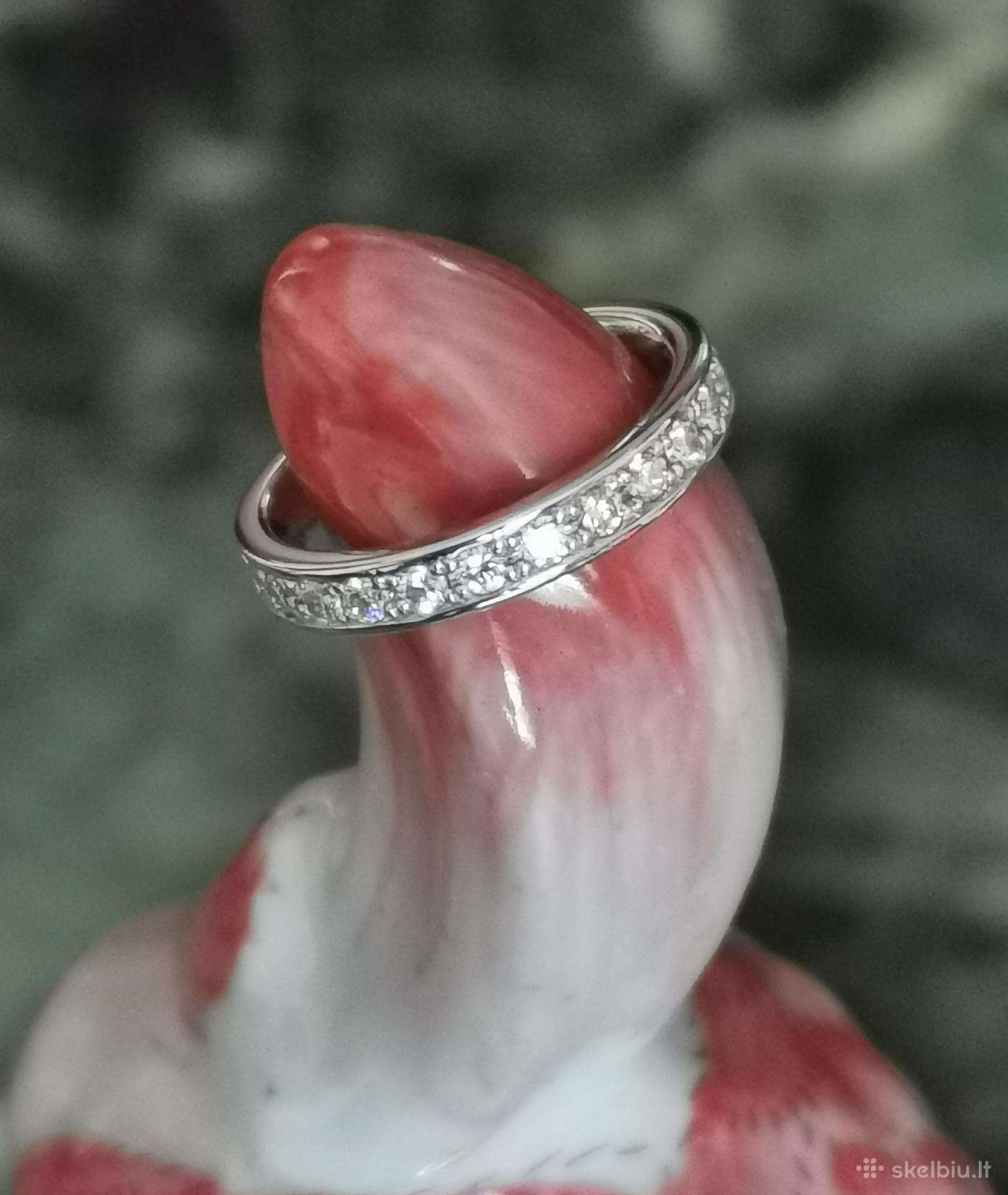Sertifikuotas žiedas su 0,75 ct briliantų