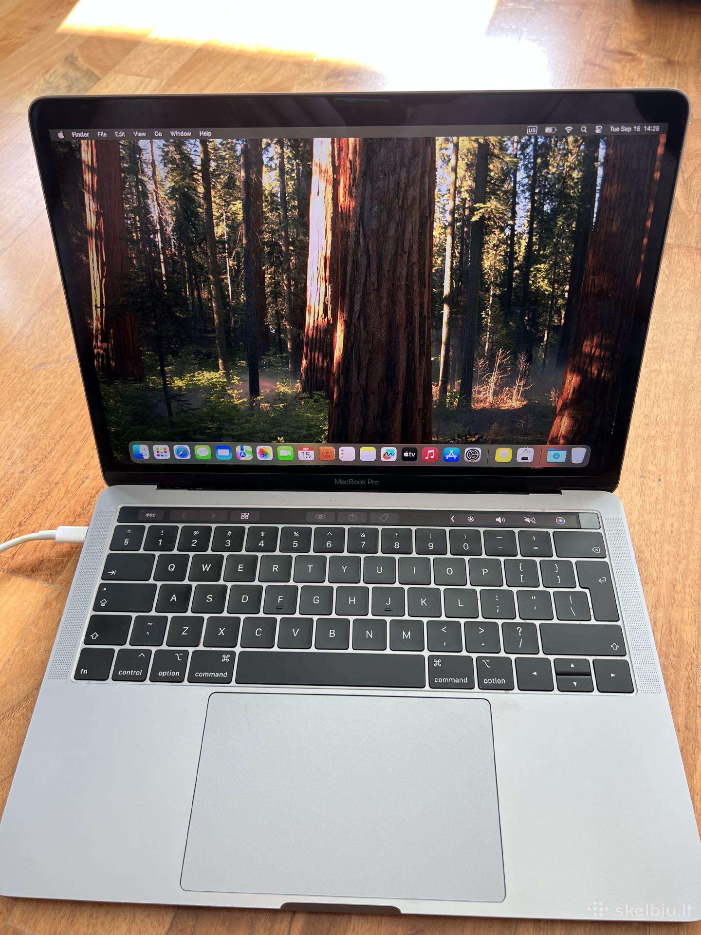 MacBook Pro 13 2019/i5/8gb/128gb SSD/touch Bar