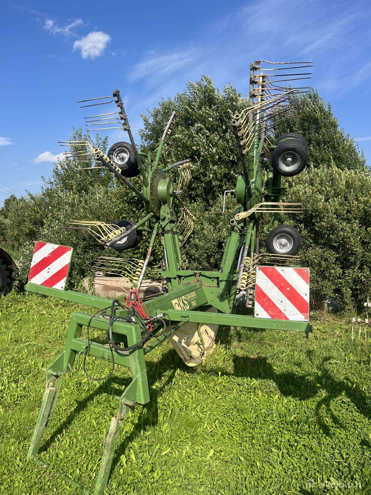 Perku žemės ūkio techniką
