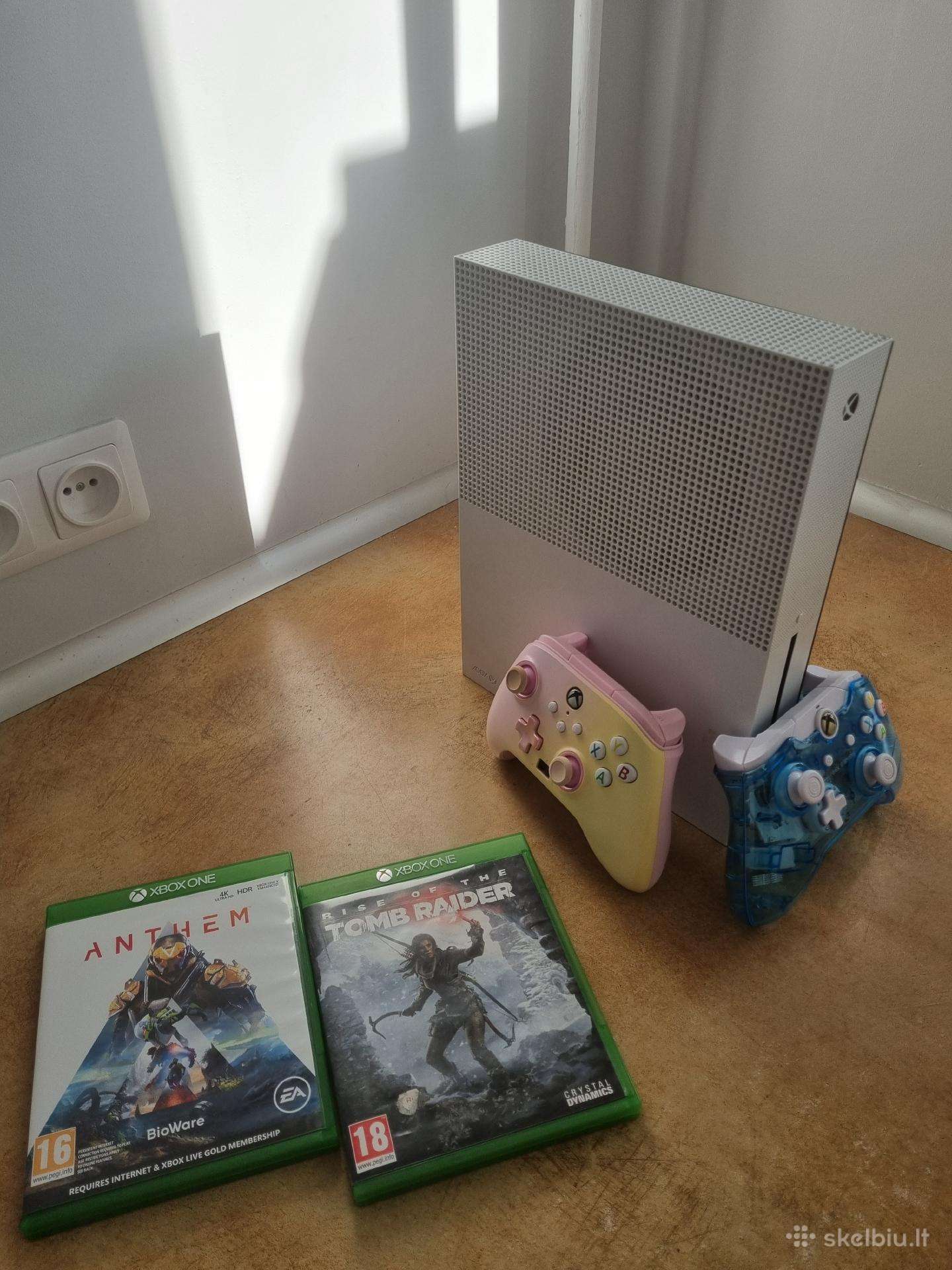 Xbox One S 2tb – su 2 pulteliais ir 2 žaidimais