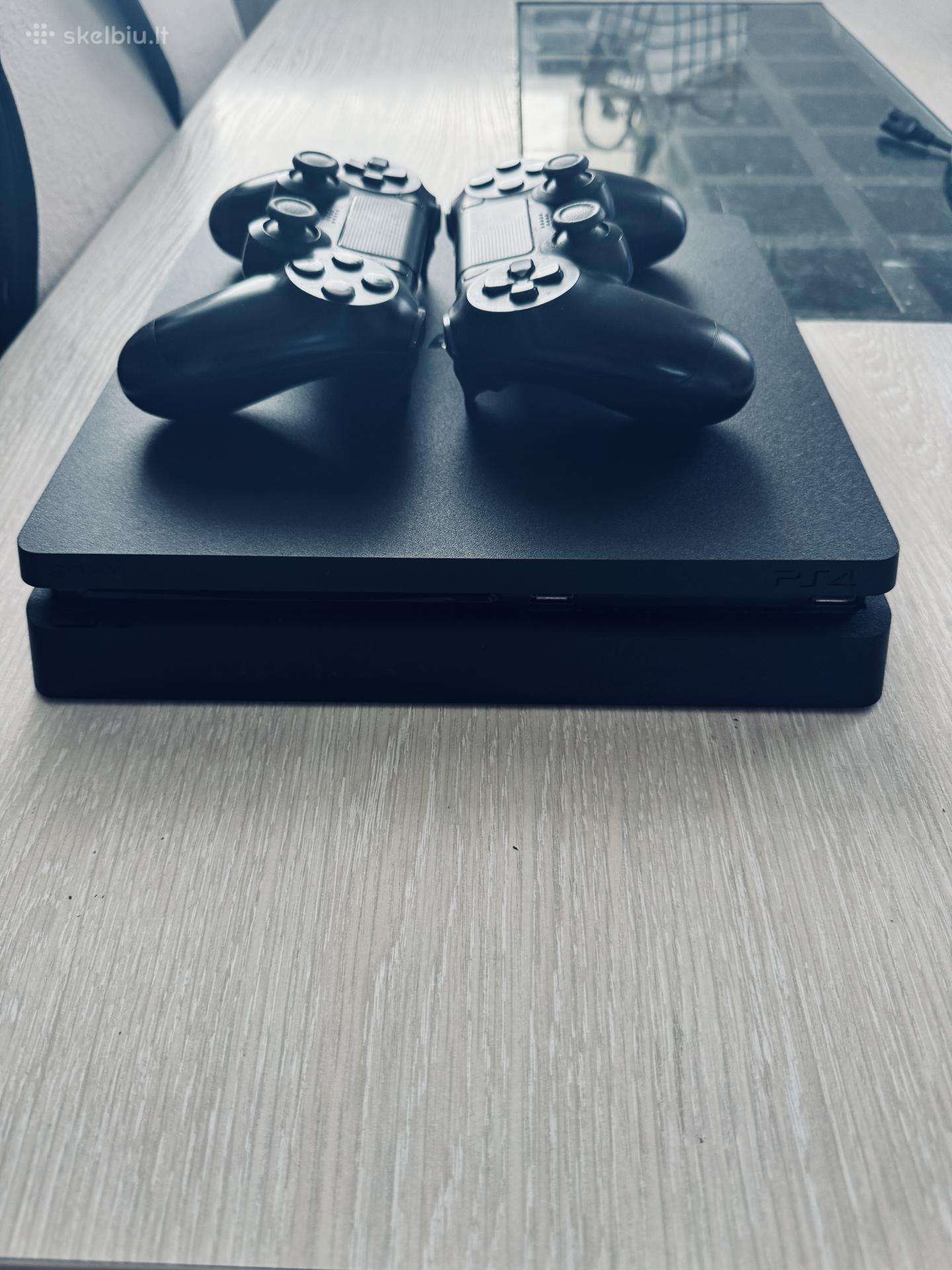 Ps4 Slim 500gb + 2 Pulteliai + 5 Žaidimai