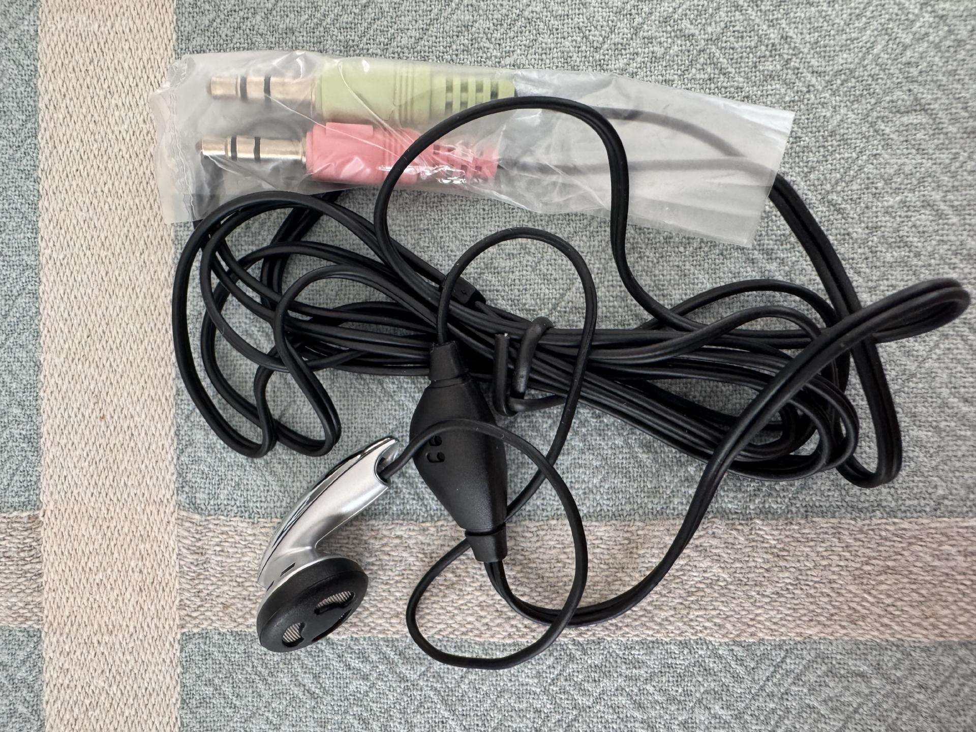 Laidinės vienos ausies (mono) ausinės su mikrofonu