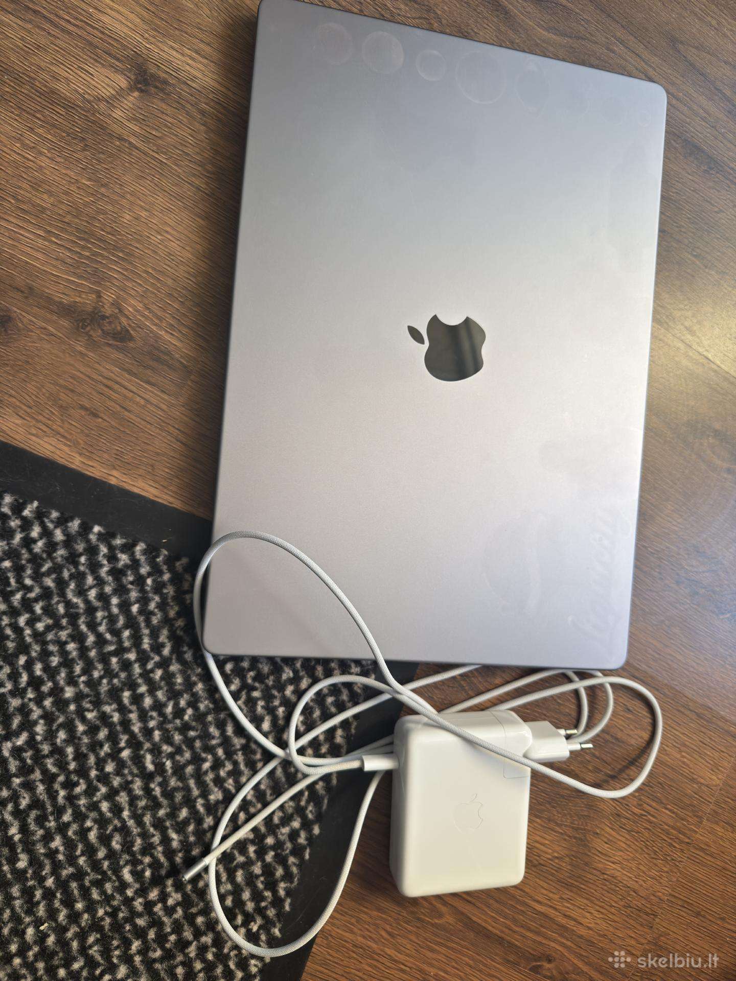 MacBook Pro 16 M1 Pro 32gb RAM, 1tb SSD