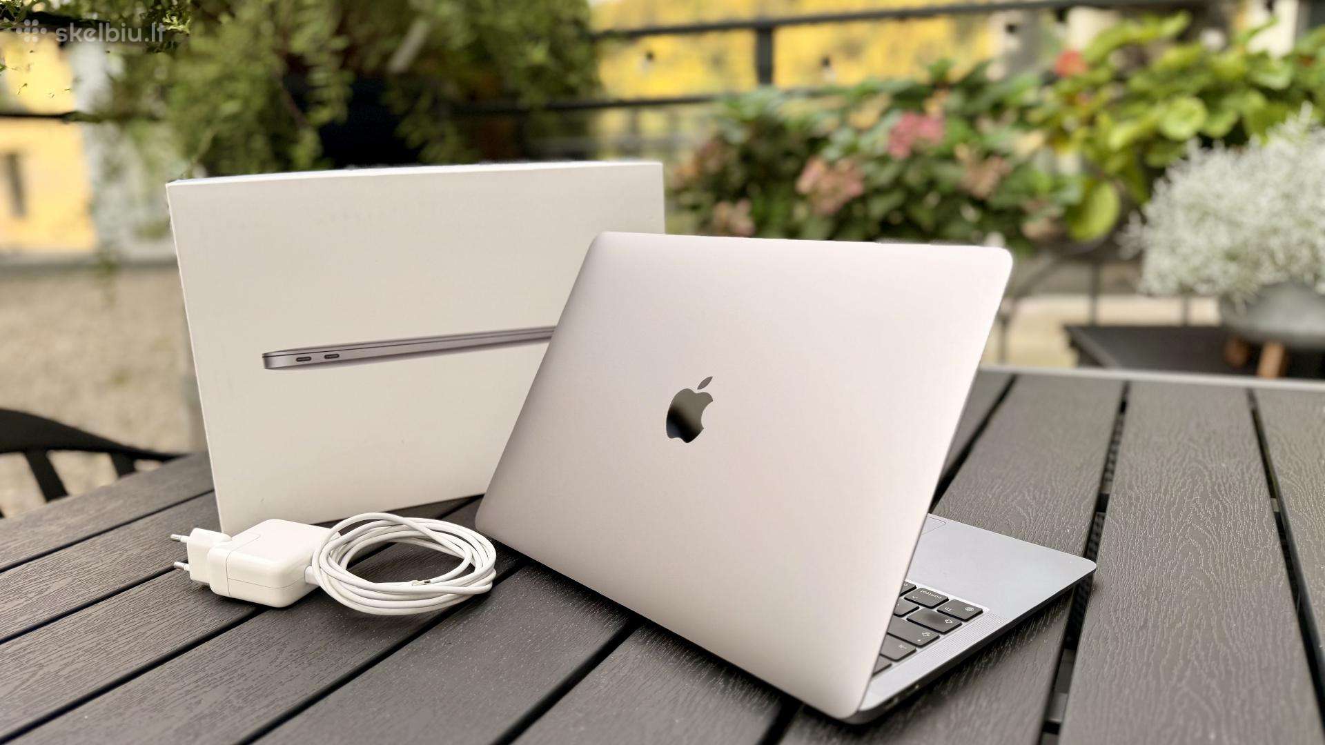 MacBook Air M1 (2020), 8gb RAM, 256gb SSD
