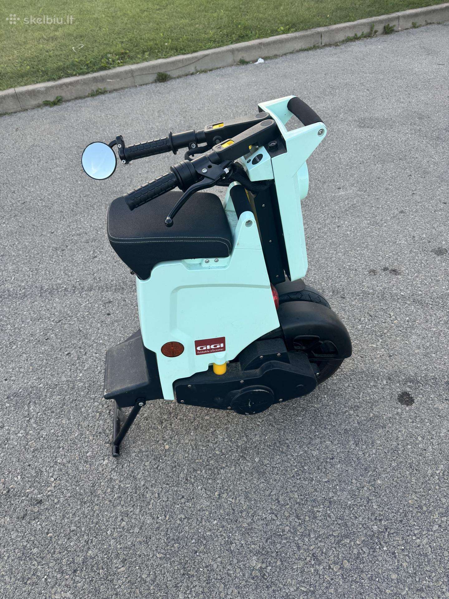 Govecs -kita-, scooters / mopeds