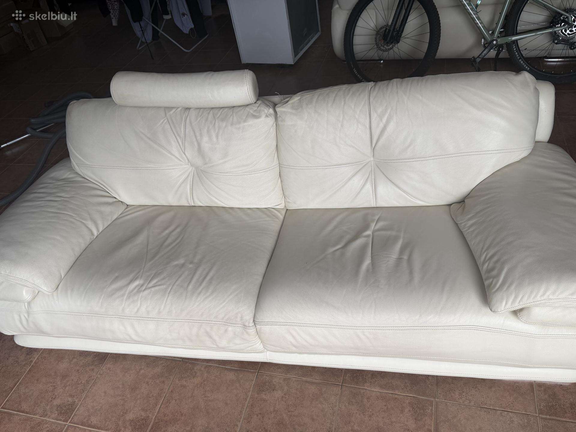 Parduodama odinė sofa