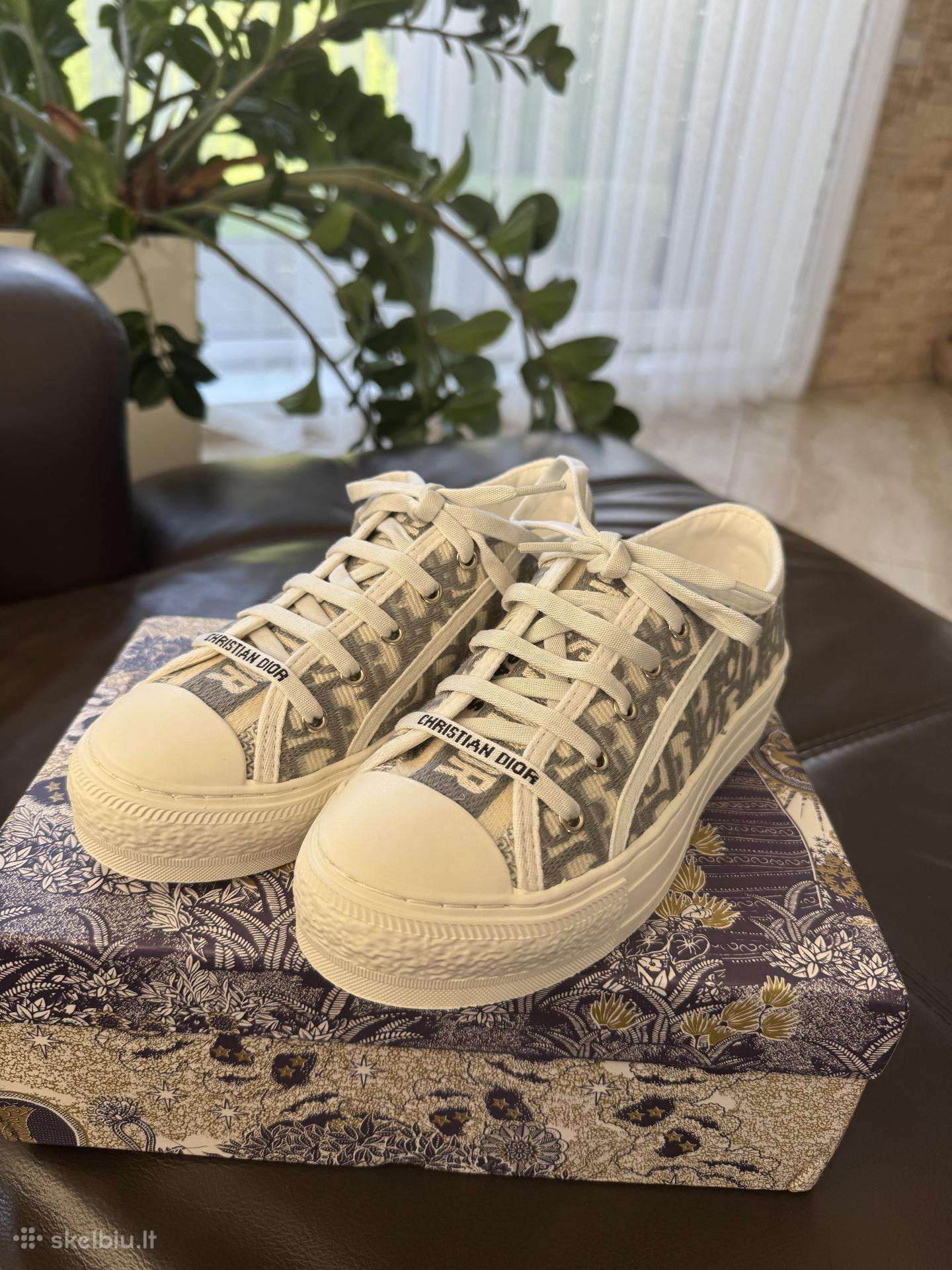 Dior walkndior batukai