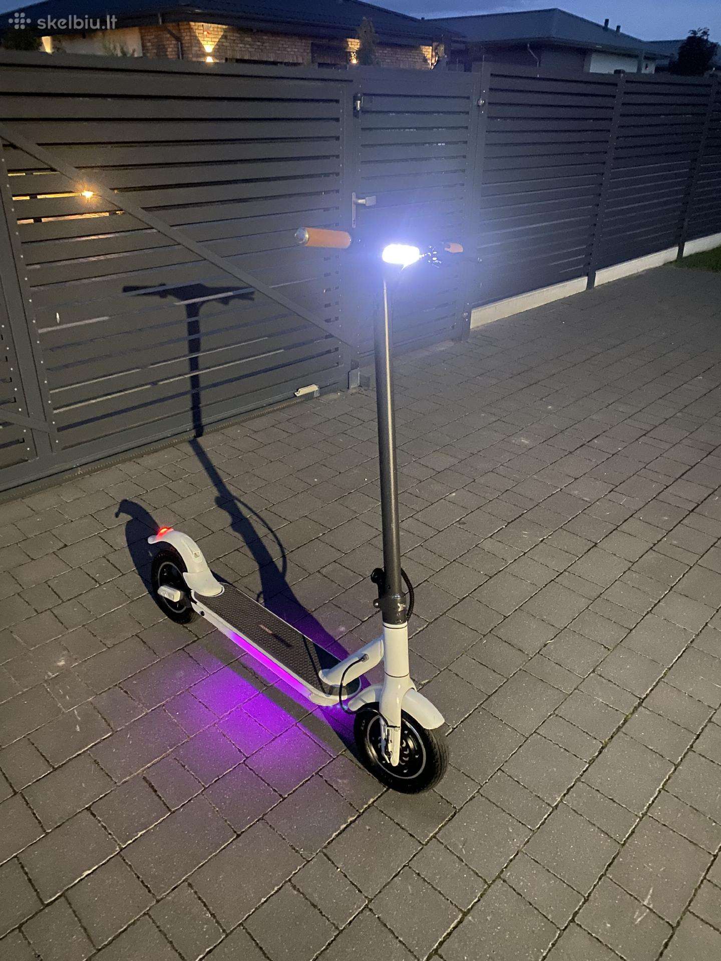 Electric scooter Beaster Scooter