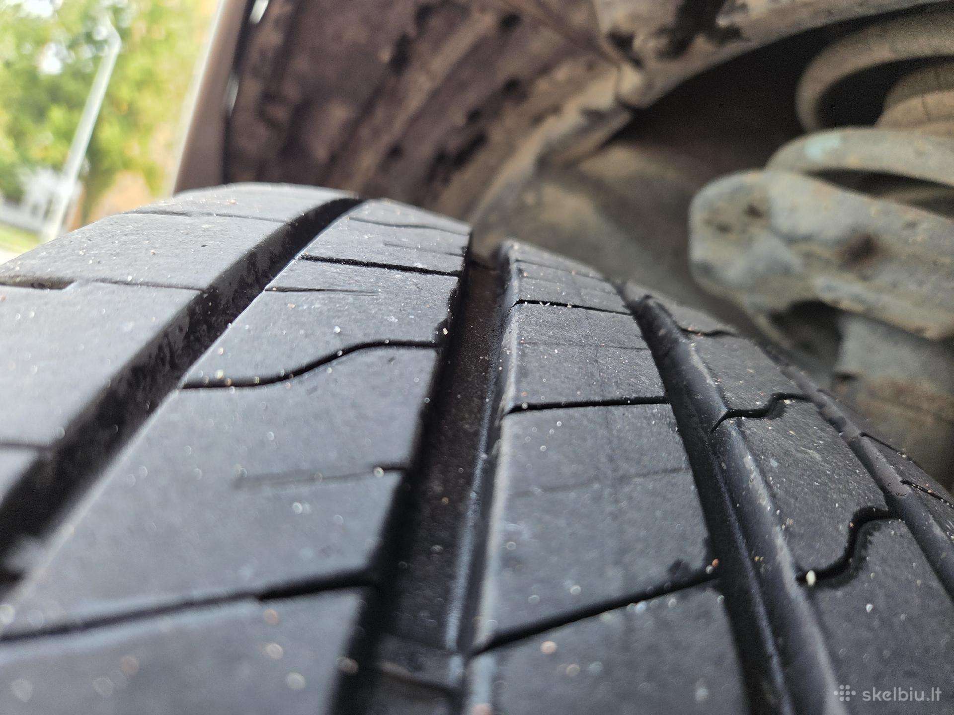 Goodyear, летние 225/55 R19