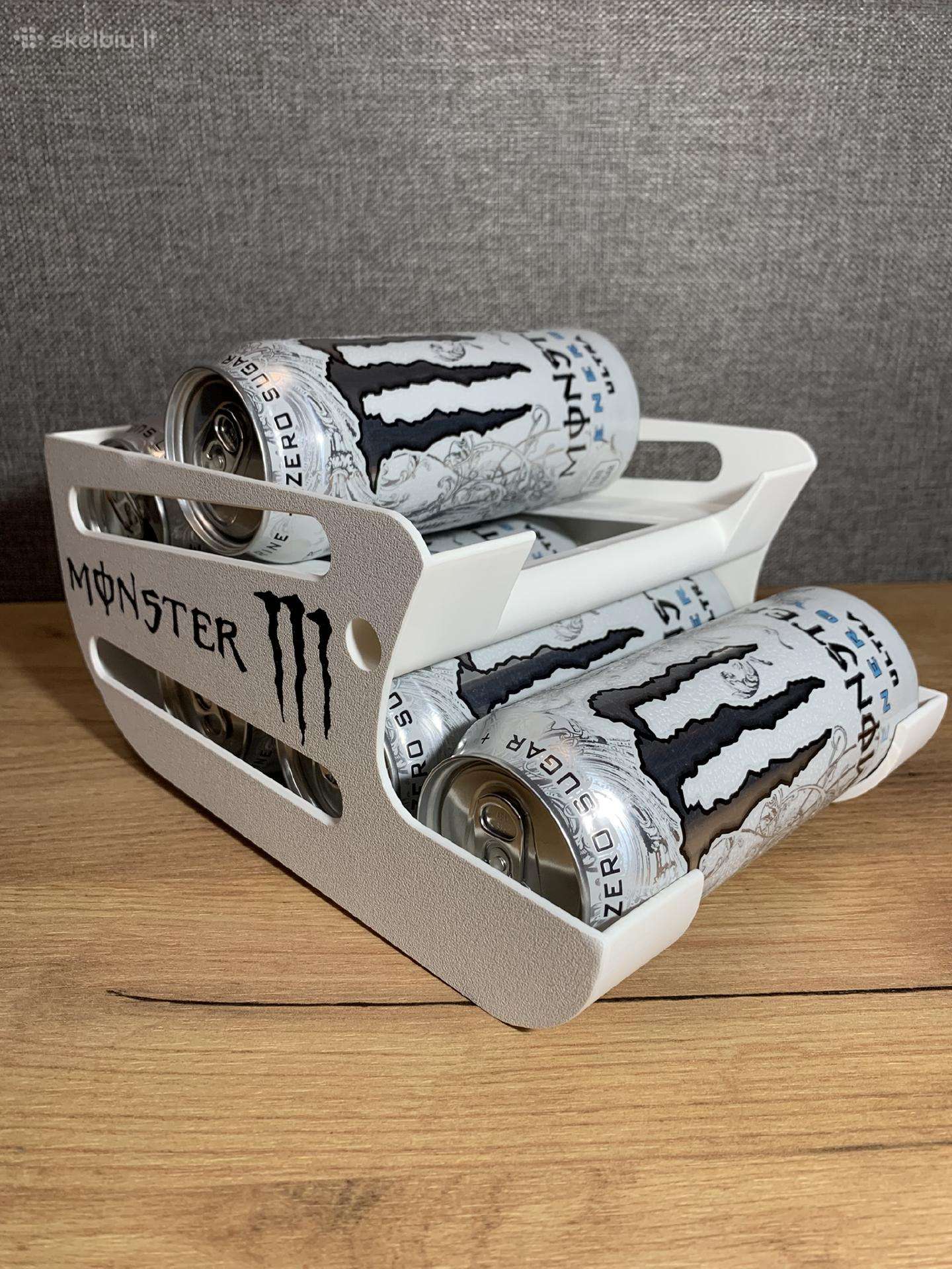 Monster energy skardinių laikiklis.