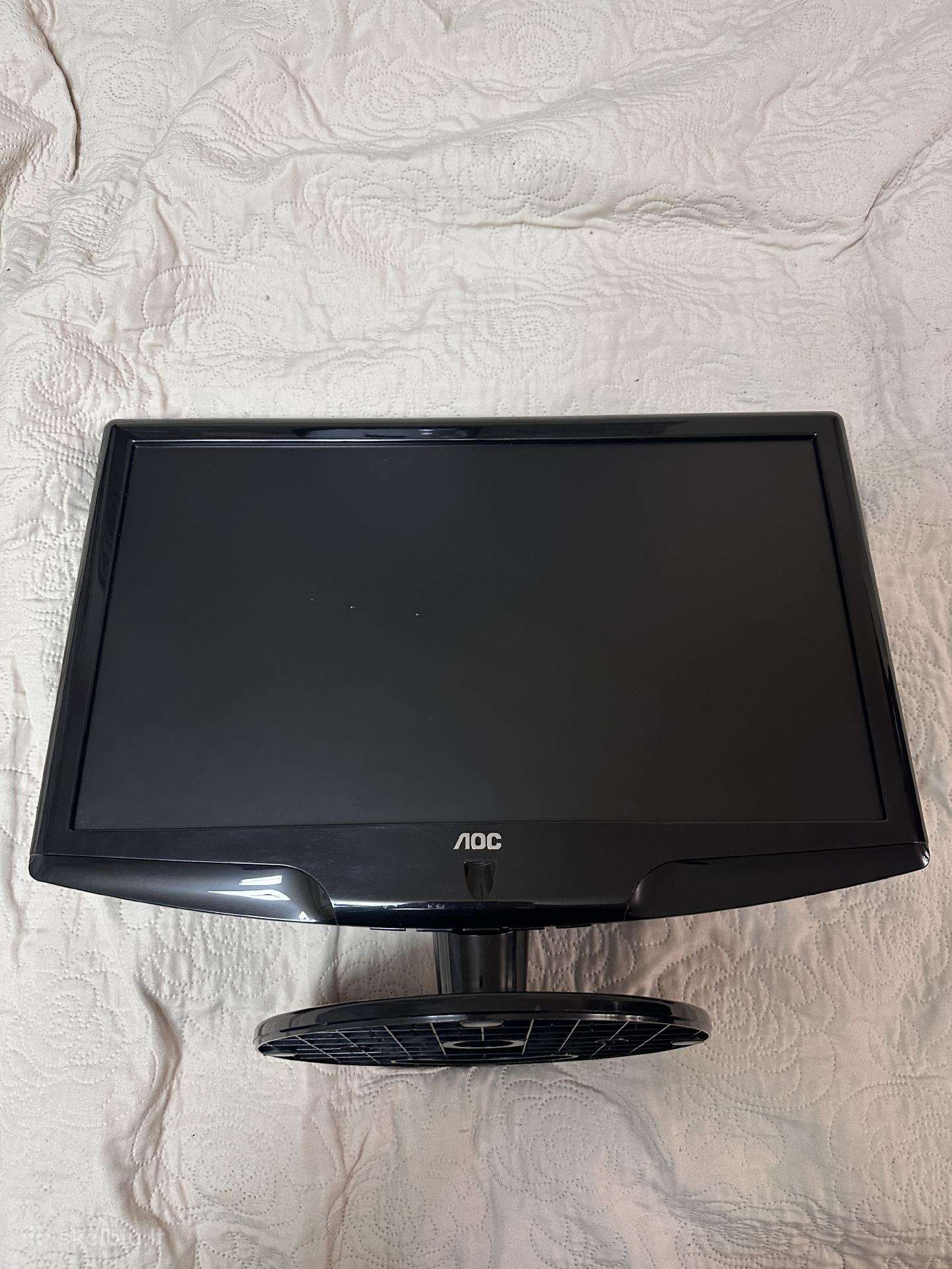 Aoc 18.5" kompiuterio monitorius (HD / Vga)