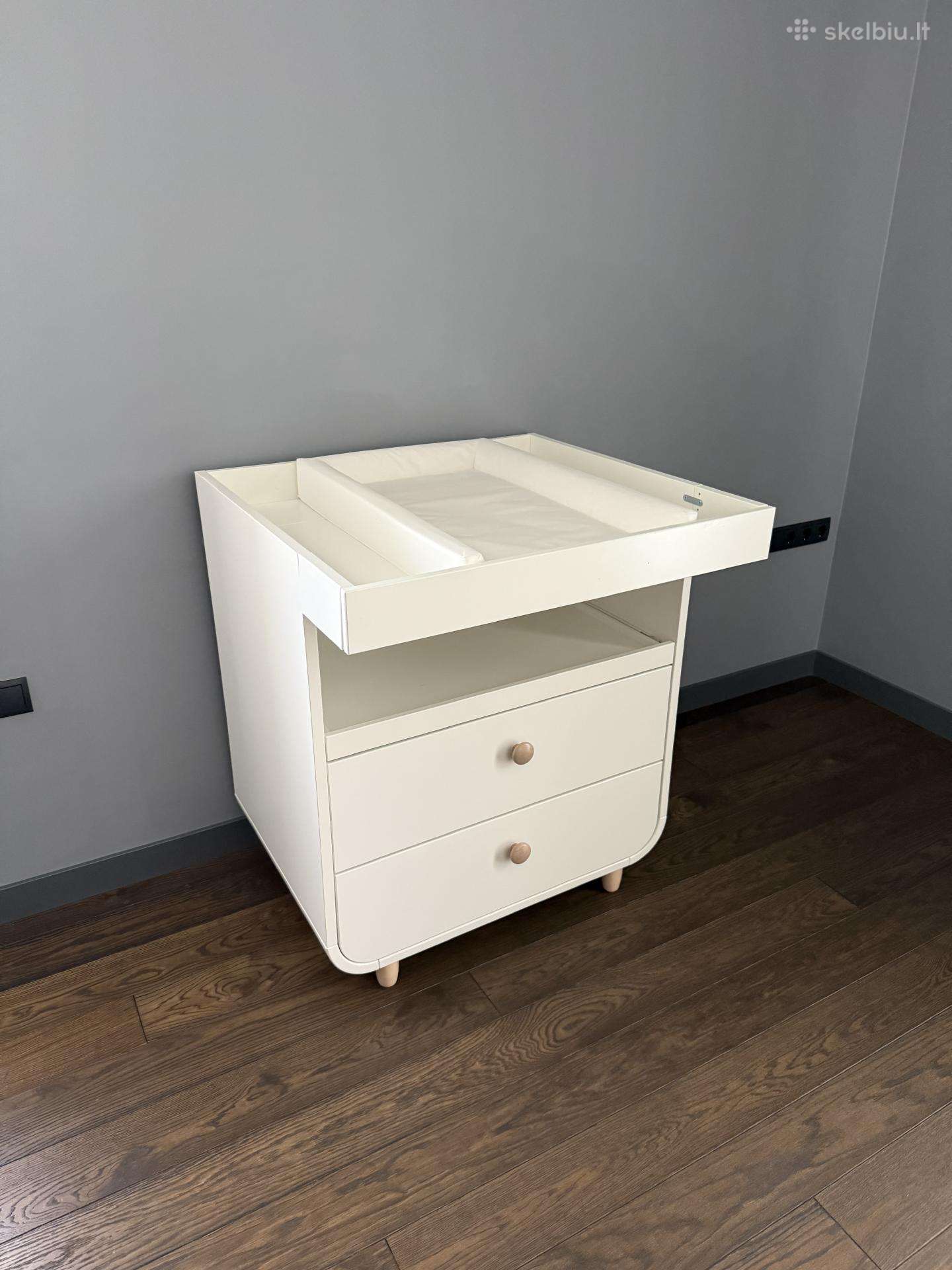 Ikea vystymo stalas Myllra