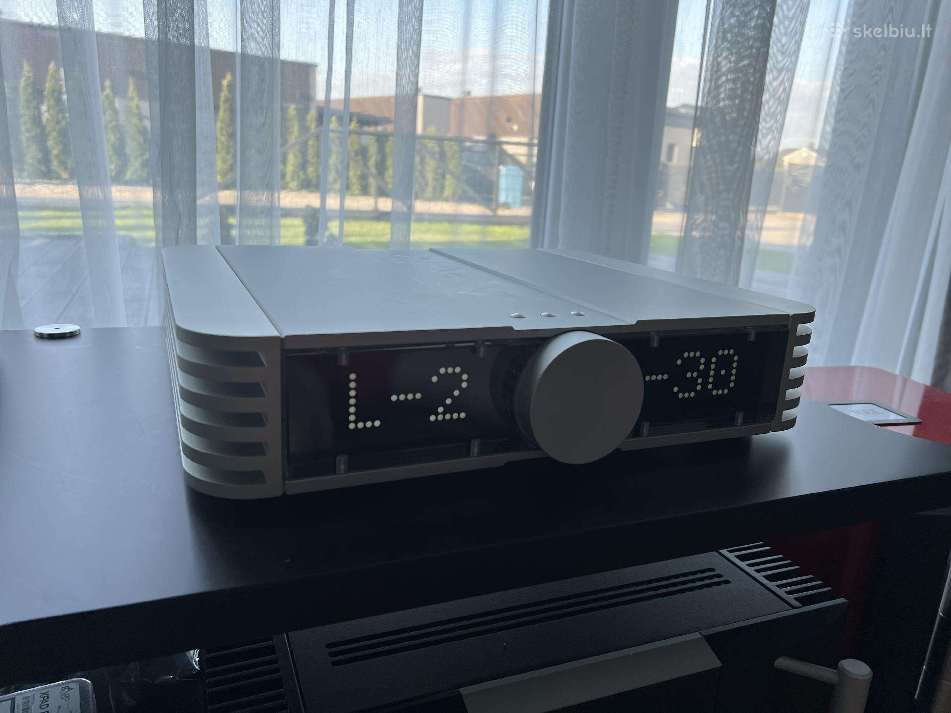 Aavik U150, Electrocompaniet Eci6mkii