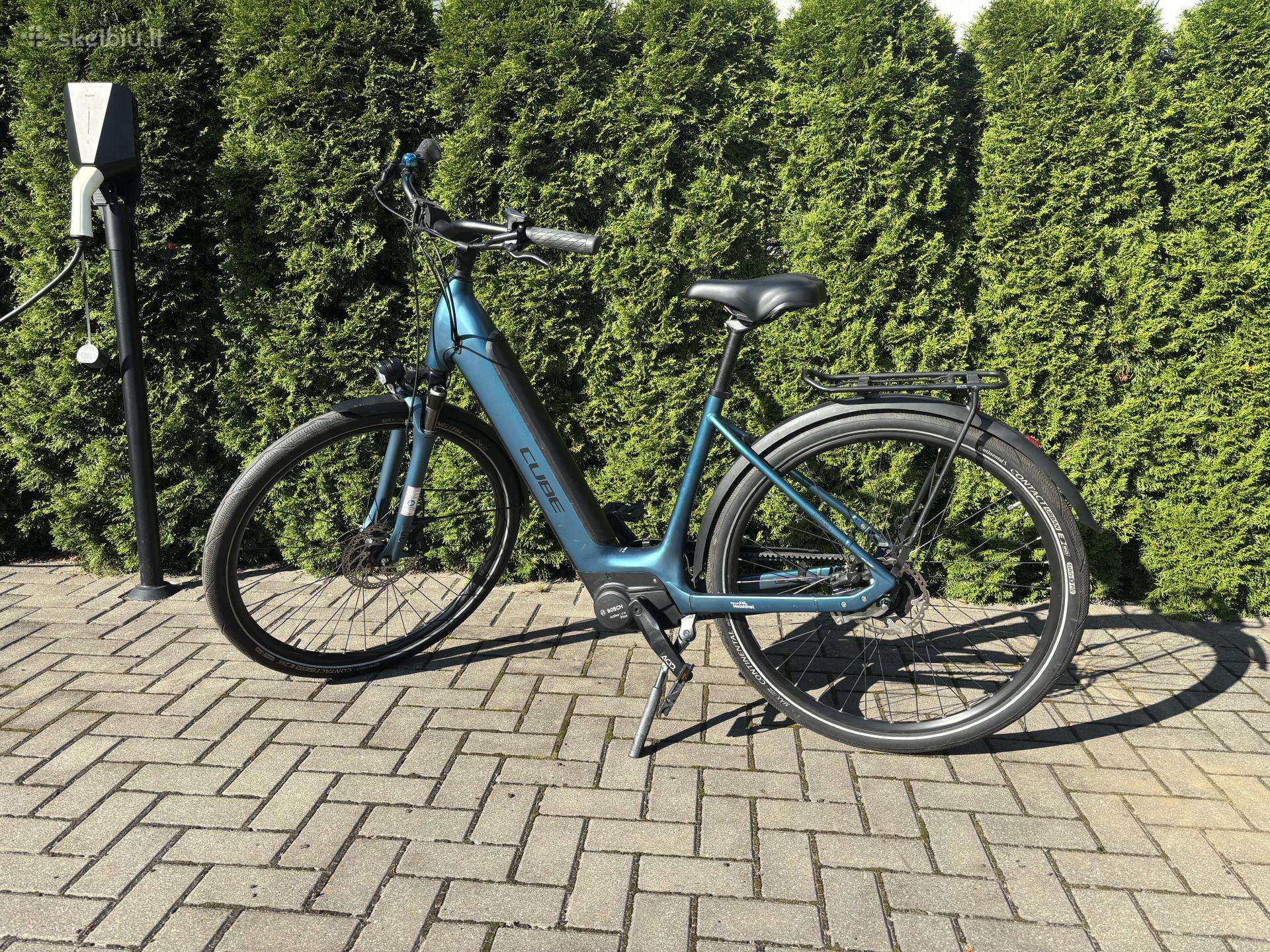 Cube Supreme Hybrid 625