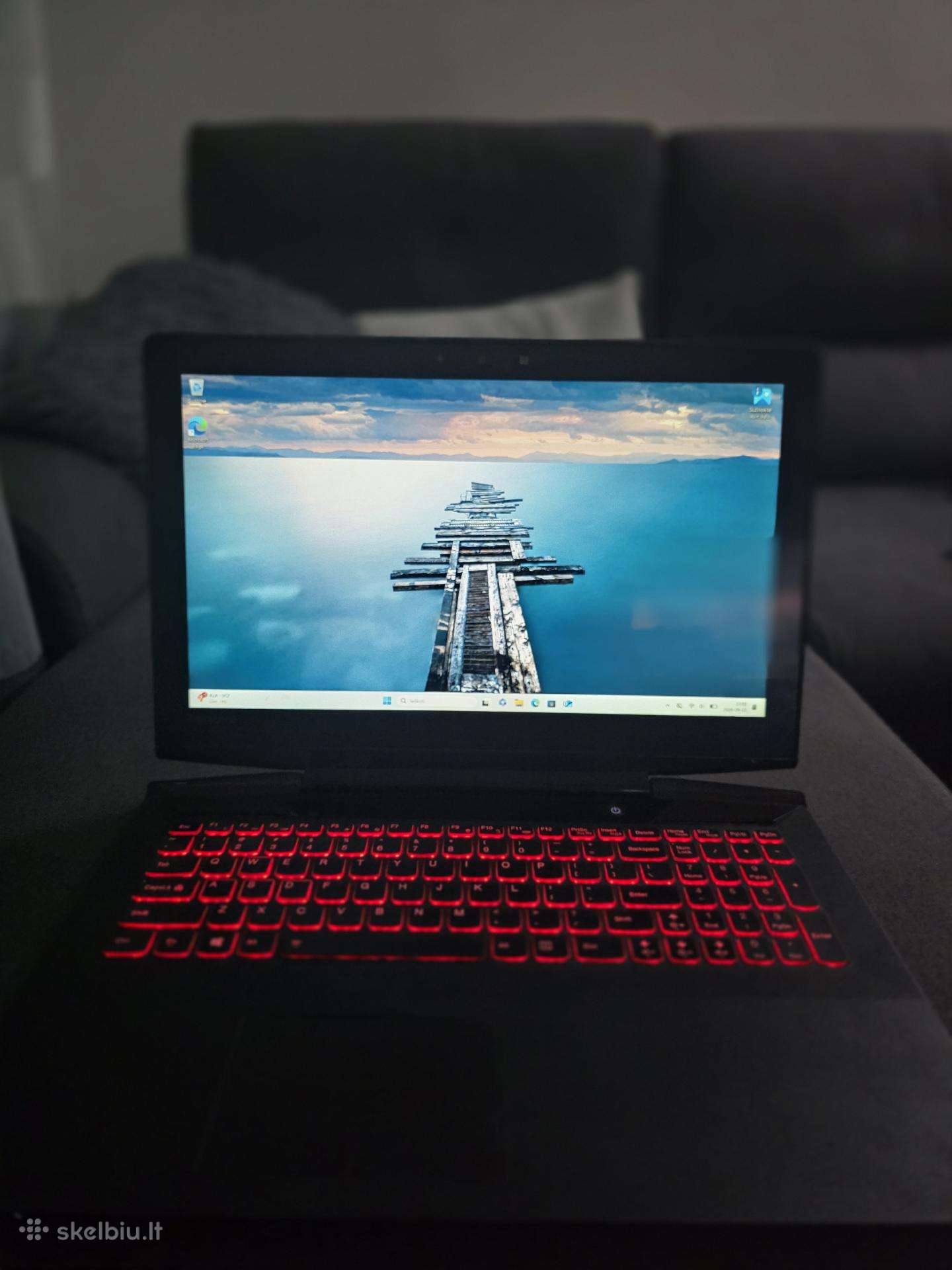 Lenovo y700