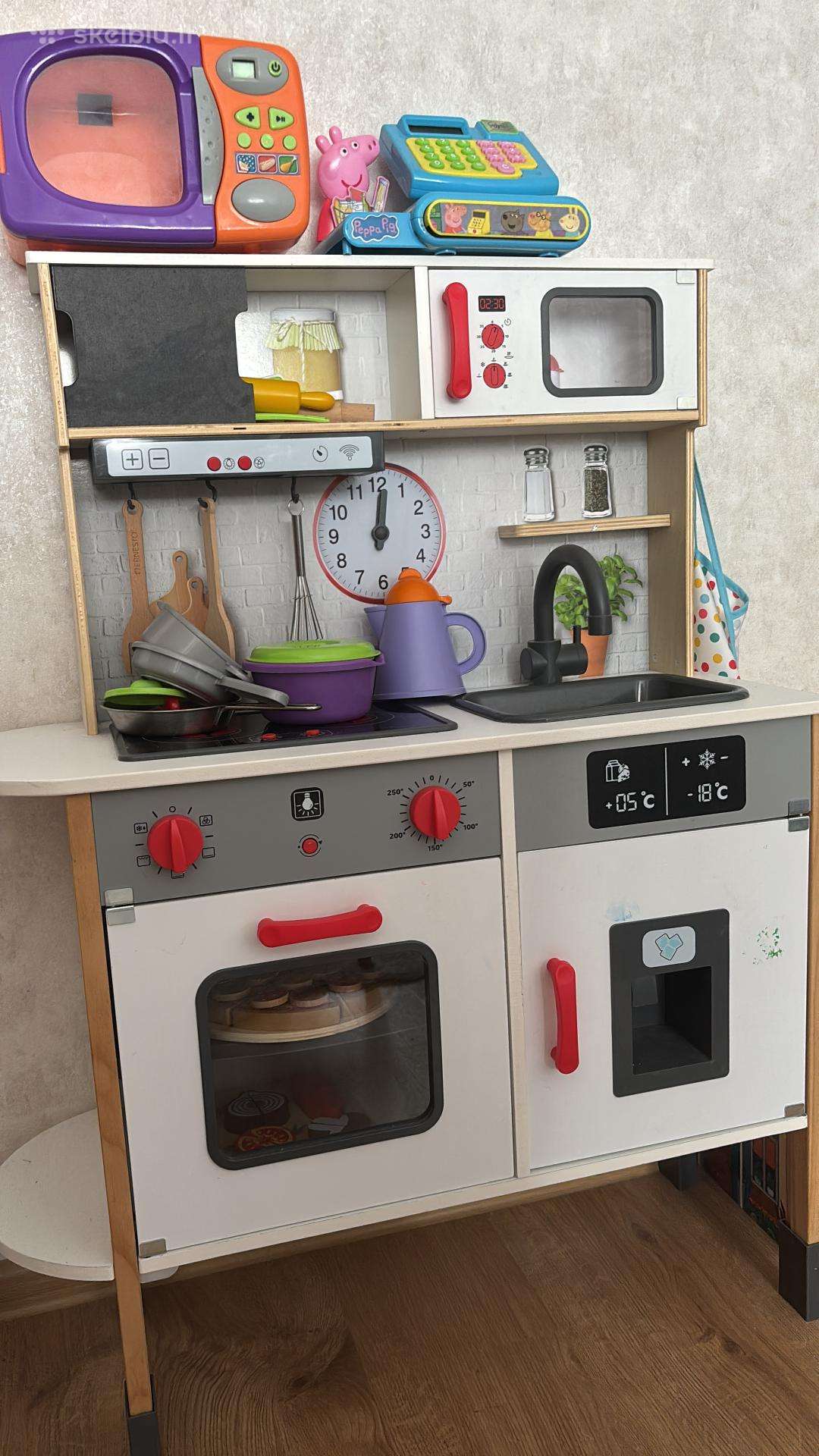 Ikea virtuvėlė su priedais