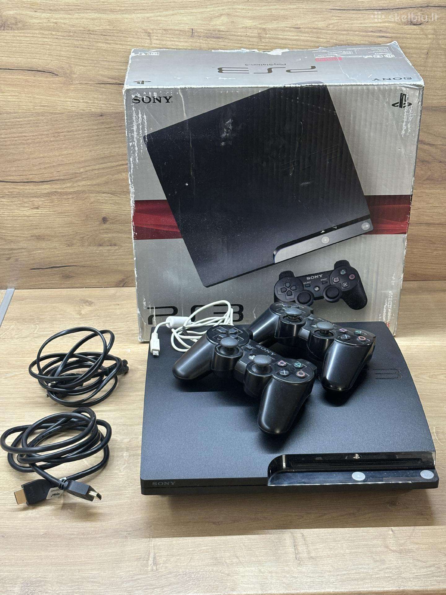 Playstation 3 Slim atrištas 250gb 2 pulteliai