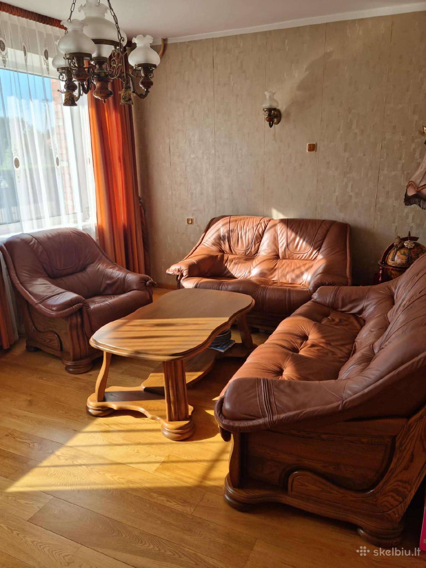 Odinis baldų komplektas + staliukas