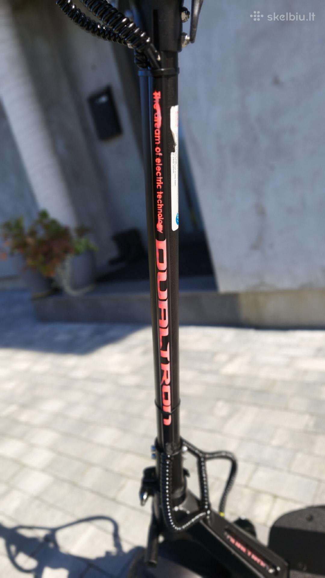 Электрический самокат Dualtron